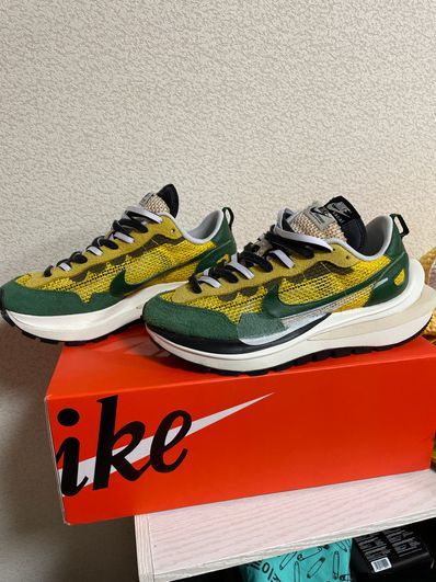 sacai × Nike Vapor Waffle "Tour Yellow/Stadium Green-Sail"