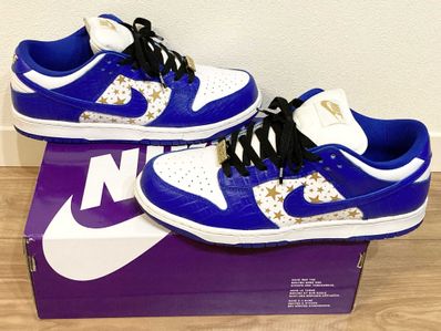 Supreme × Nike SB Dunk Low OG QS Gold Stars "White/Hyper Blue"