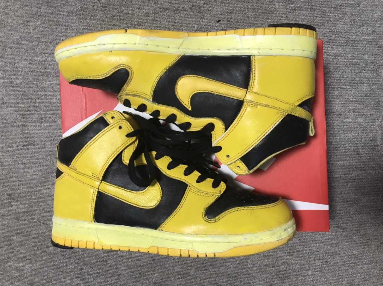 Nike Dunk High "Black/Varsity Maize"