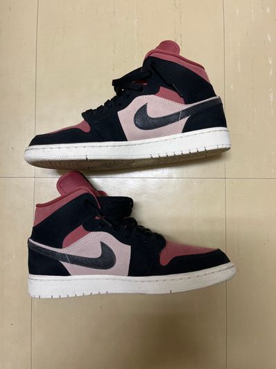 Nike Women's Air Jordan 1 Mid "Particle Beige/Black-Canyon Rust-Sail"