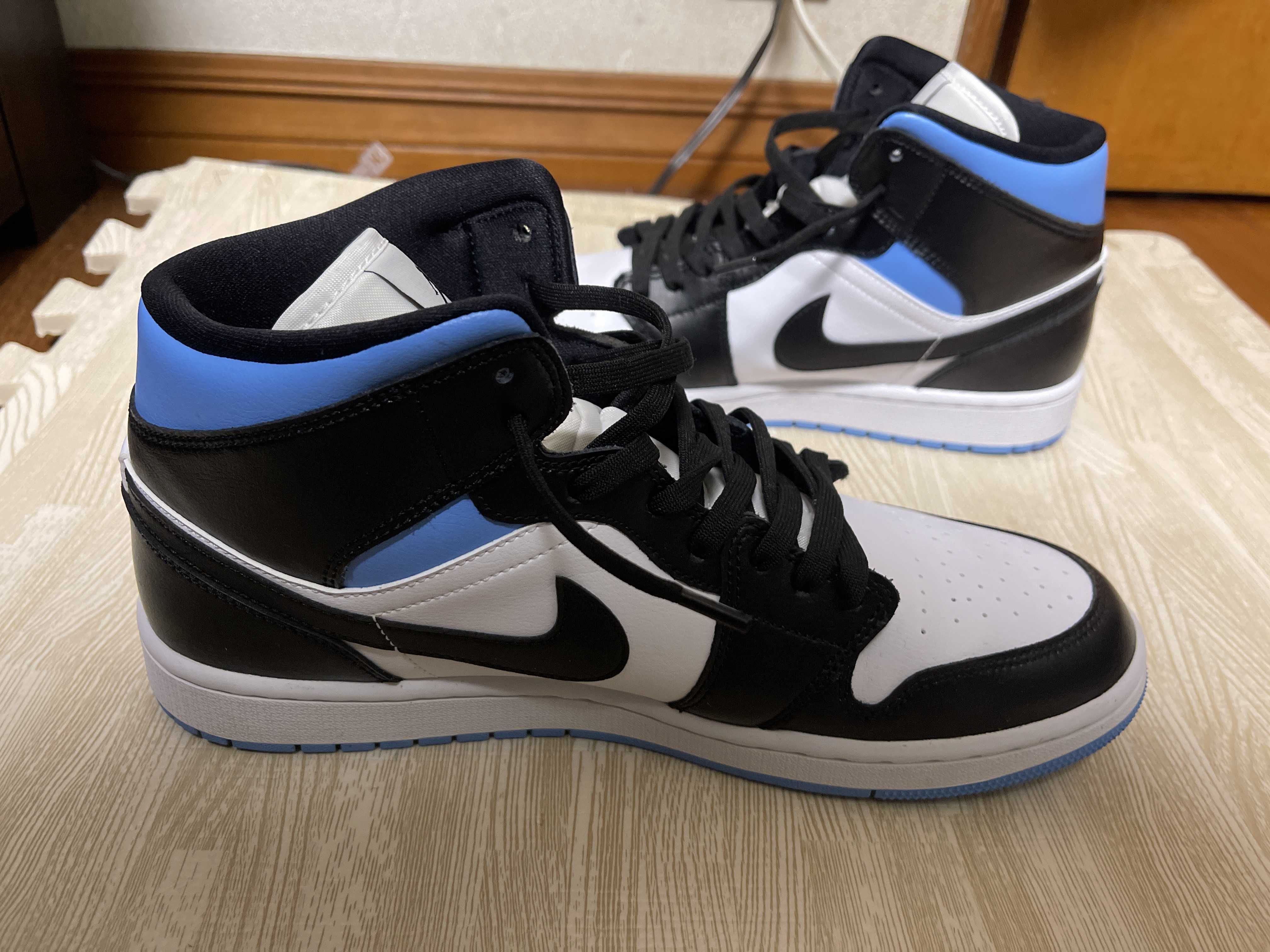 Nike Women's Air Jordan 1 Mid "Black/University Blue"