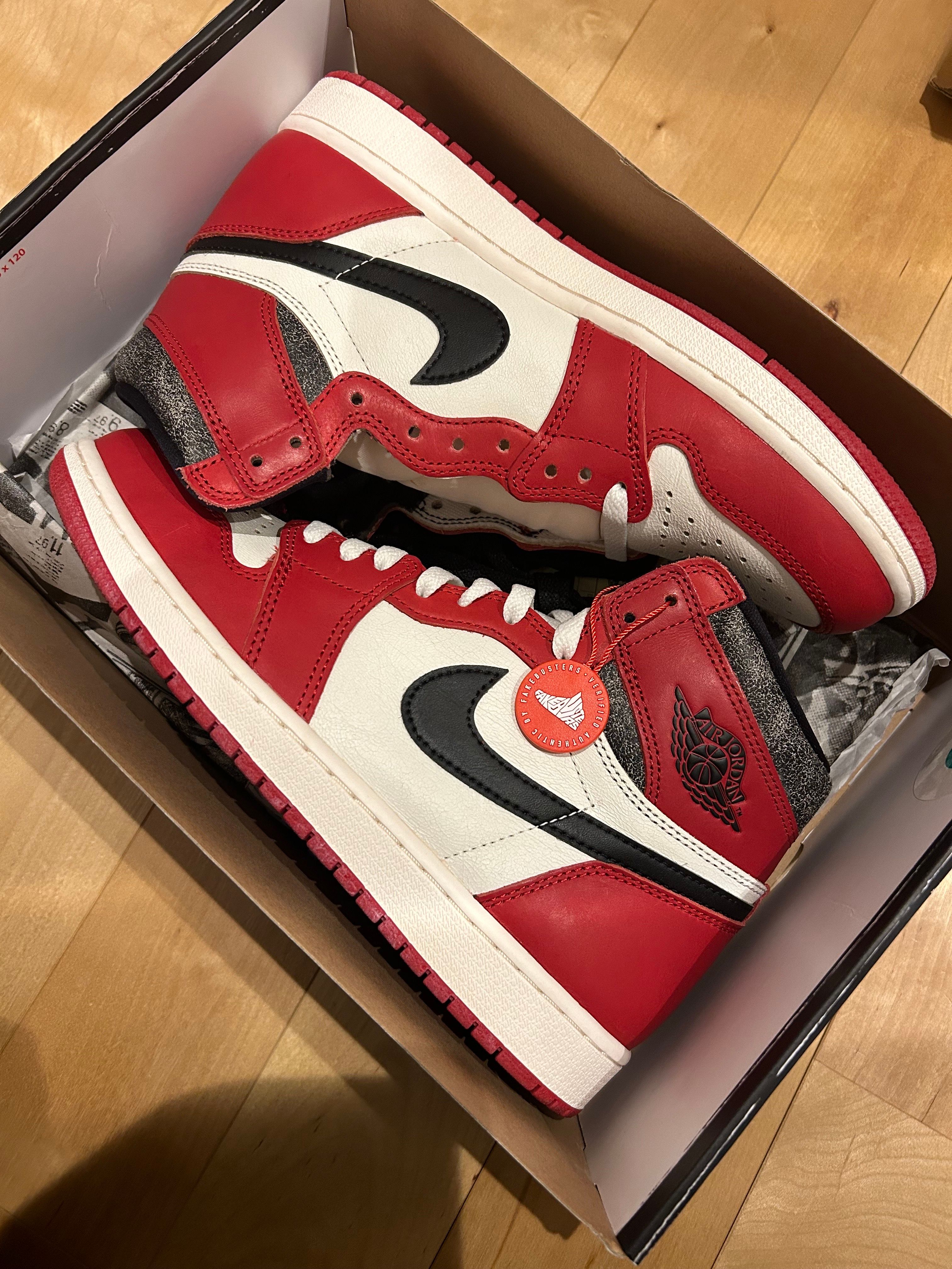 Nike Air Jordan 1 High OG "Lost & Found/Chicago"