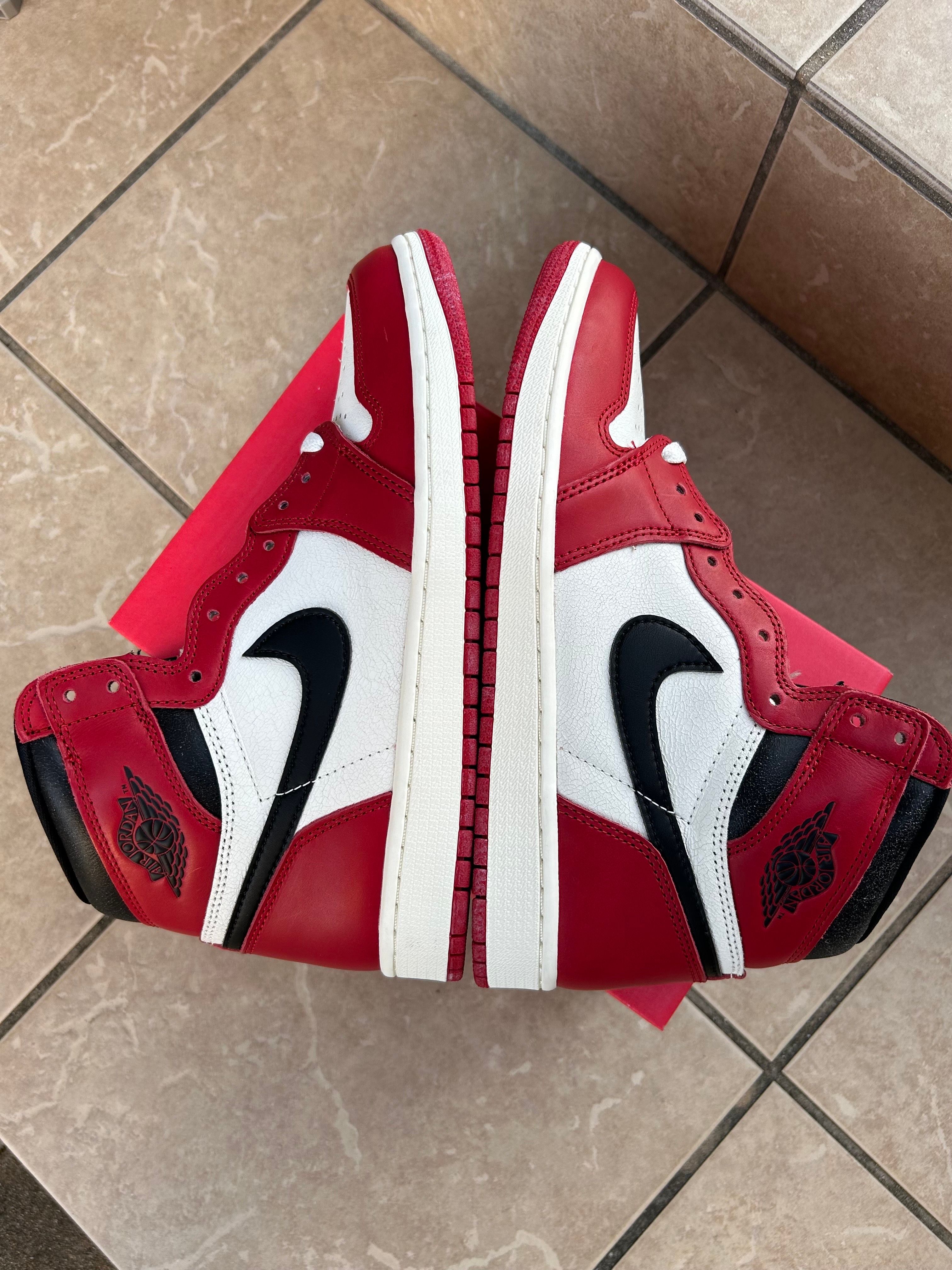 Nike Air Jordan 1 High OG "Lost & Found/Chicago"