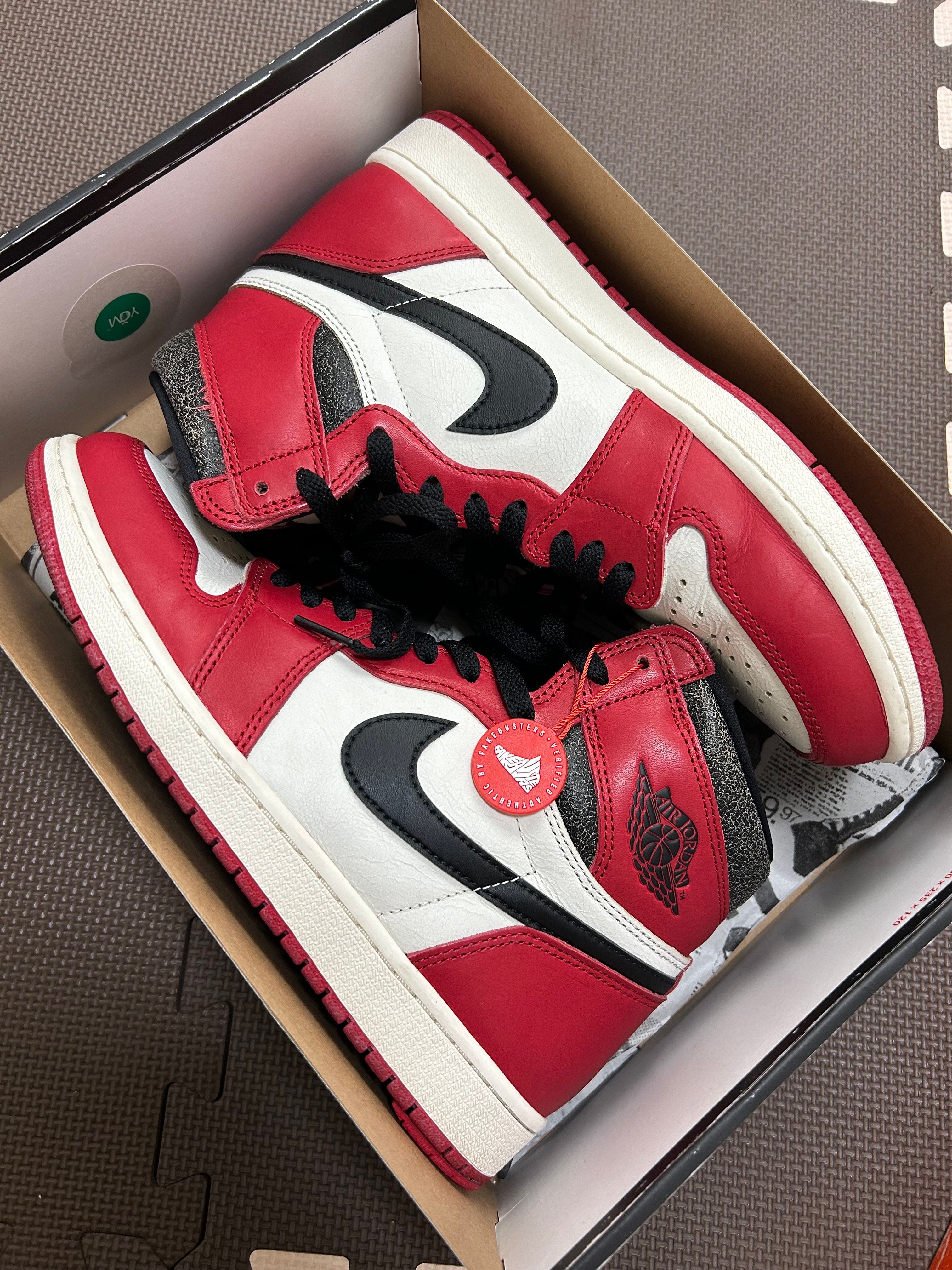 Nike Air Jordan 1 High OG "Lost & Found/Chicago"