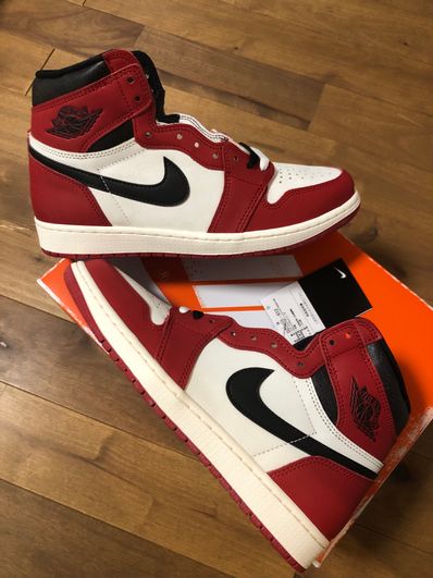 Nike Air Jordan 1 High OG "Lost & Found/Chicago"