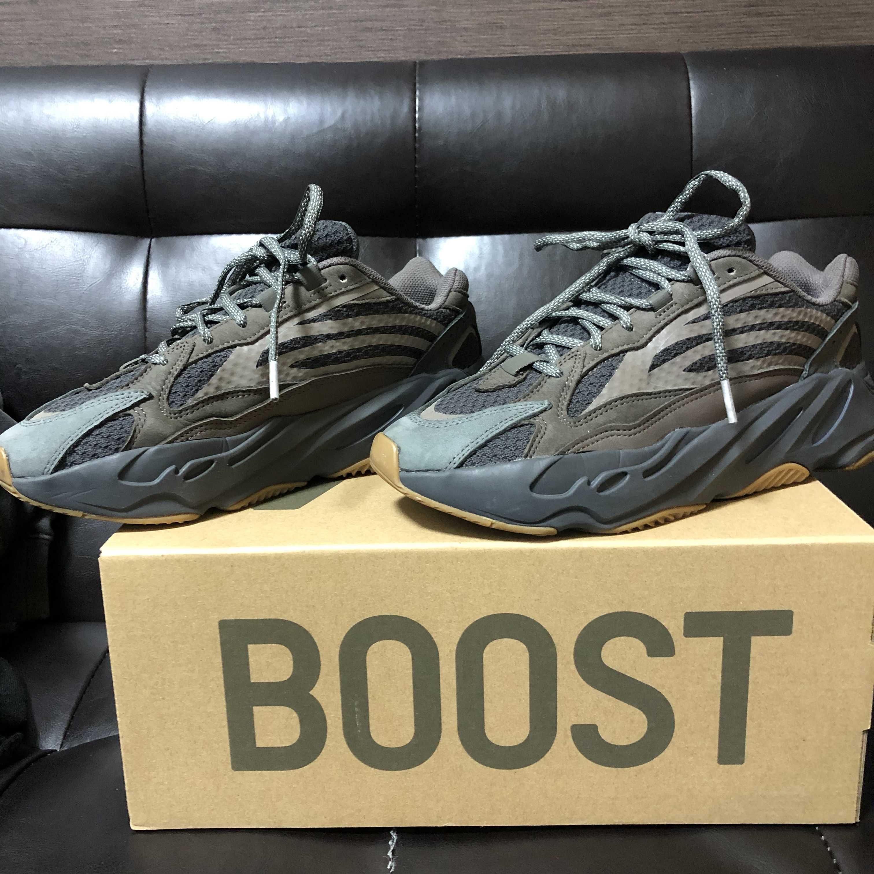 ADIDAS ORIGINALS YEEZY BOOST 700 V2 "GEODE"