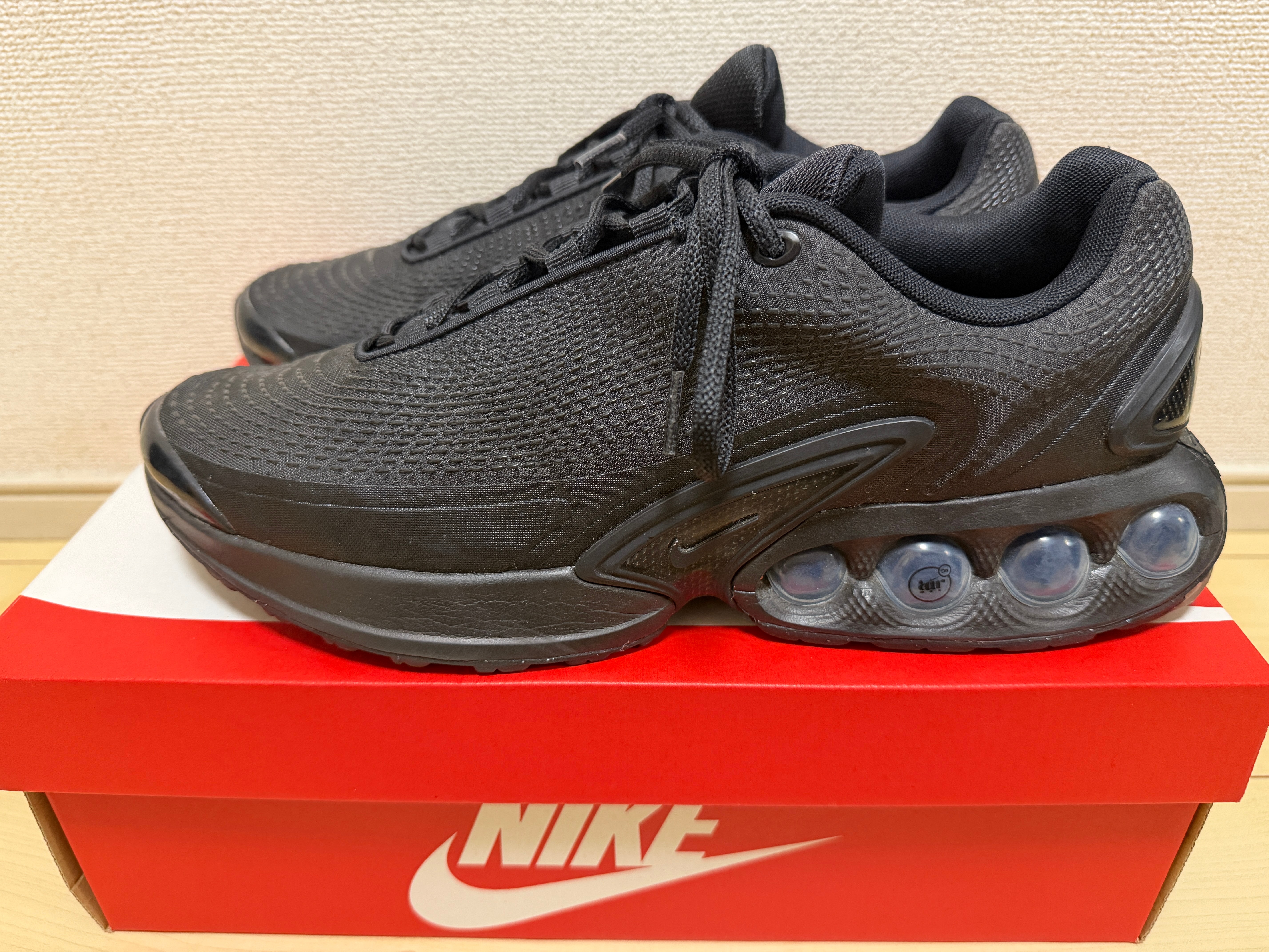 Nike Air Max DN "Black/Metallic Dark Grey"
