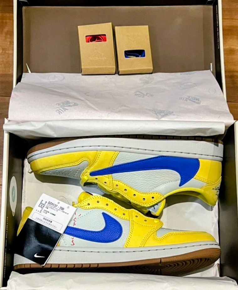 Travis Scott × Nike Women's Air Jordan 1 Retro Low OG "Canary"