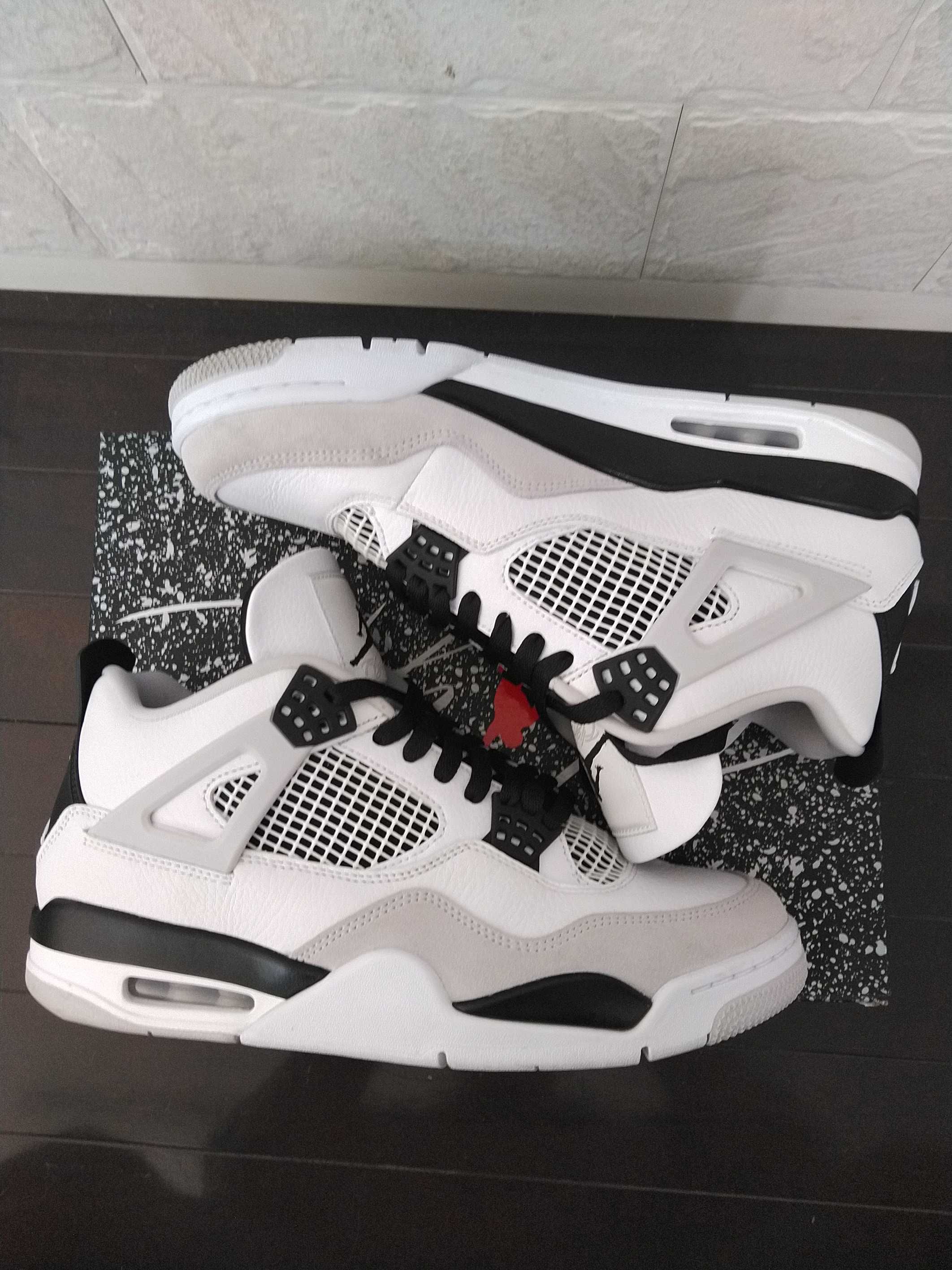 Nike Air Jordan 4 "Military Black"