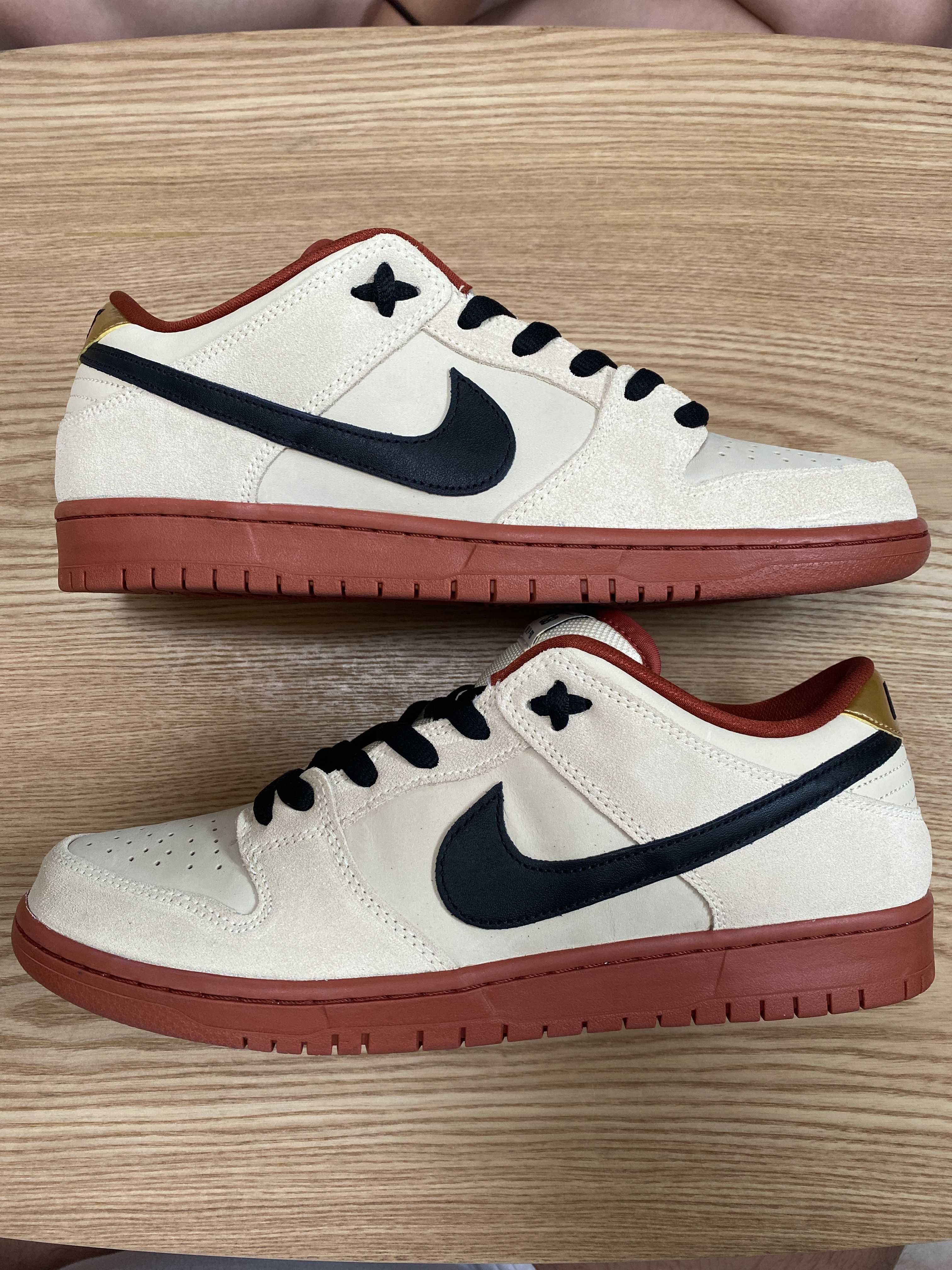 Nike SB Dunk Low Pro "Hennessy"