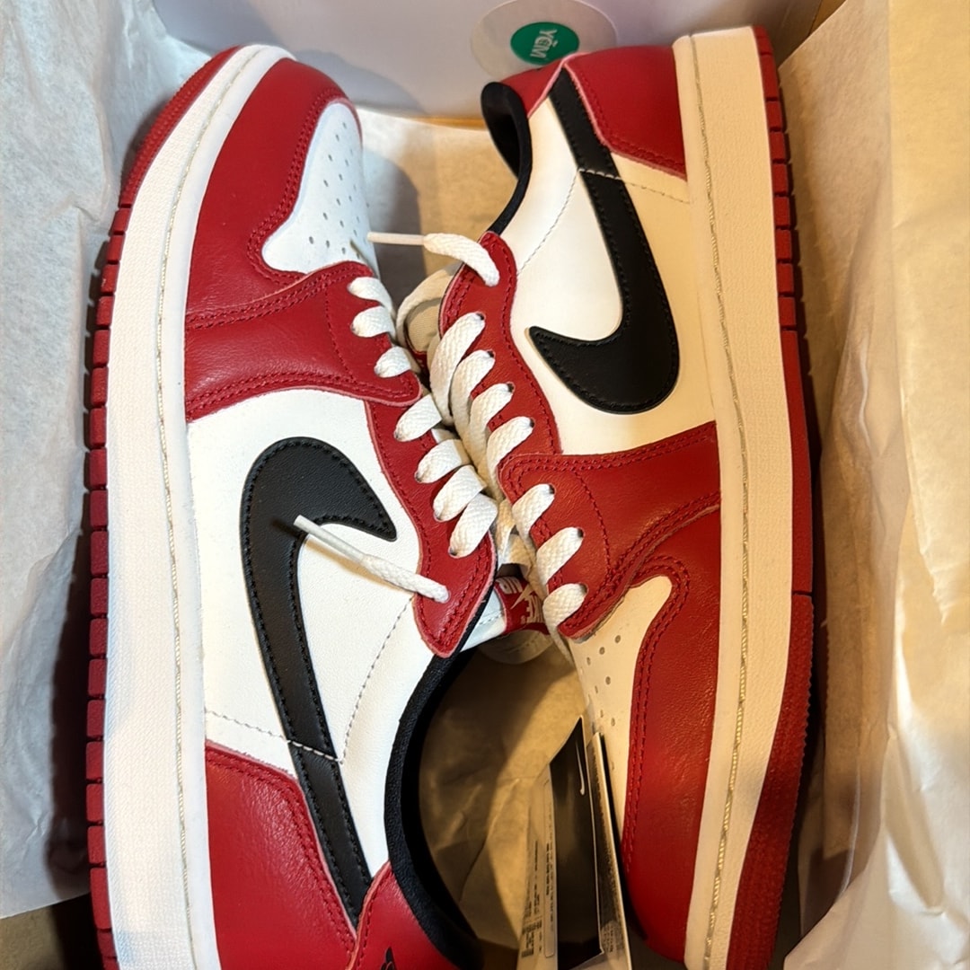 Nike Air Jordan 1 Retro Low OG "Chicago" (2025)
