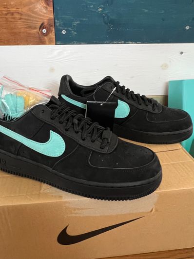Tiffany & Co. × Nike Air Force 1 Low "1837"