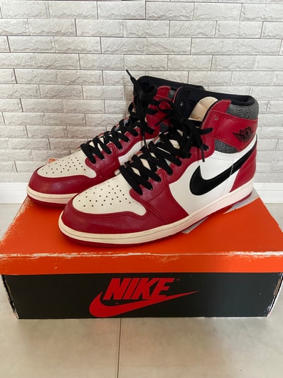Nike Air Jordan 1 High OG "Lost & Found/Chicago"