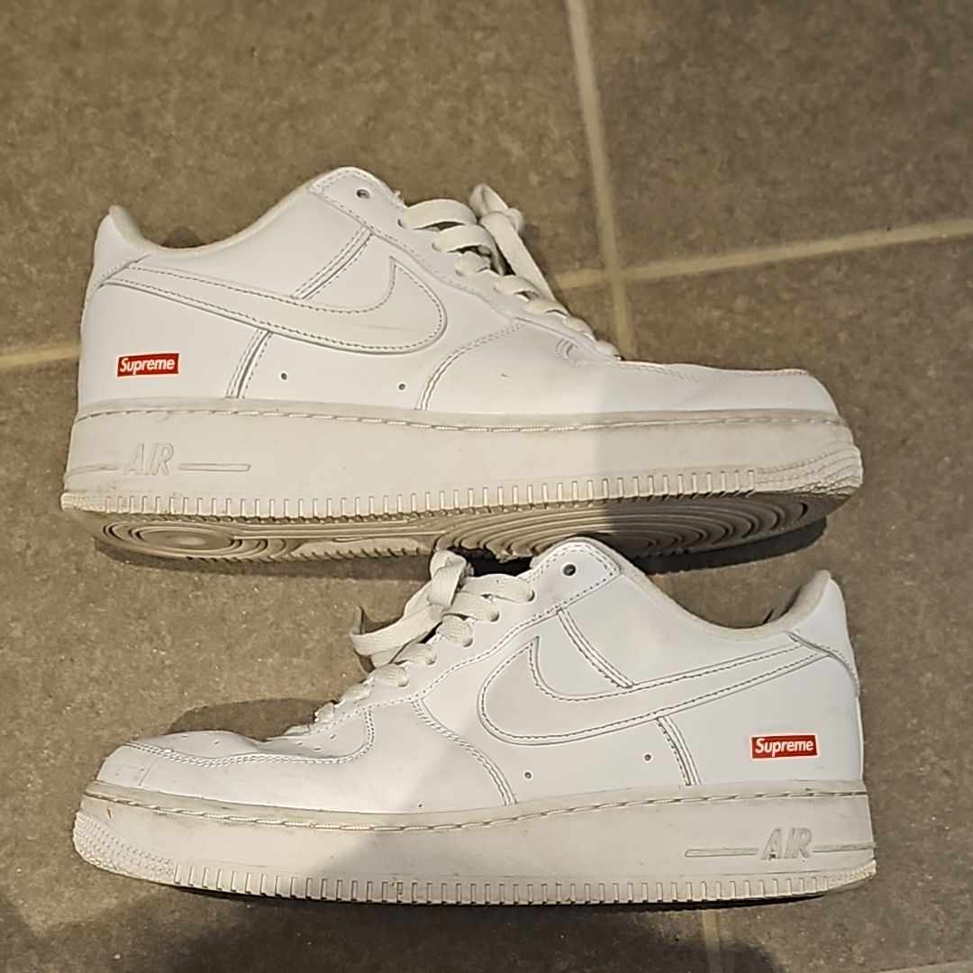 Supreme × Nike Air Force 1 Low "White"