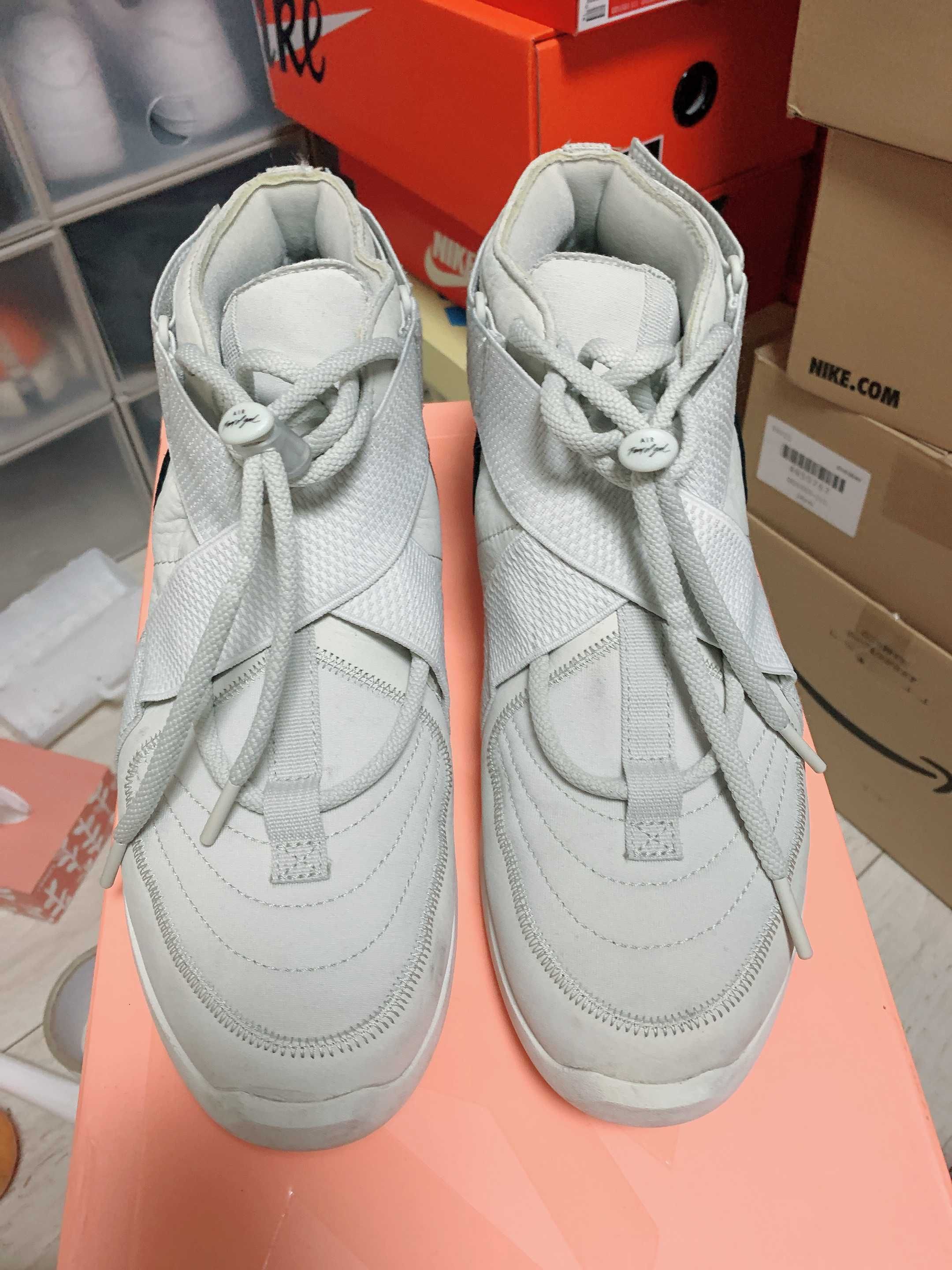 Fear Of God × Nike Air  Raid "Light Bone"