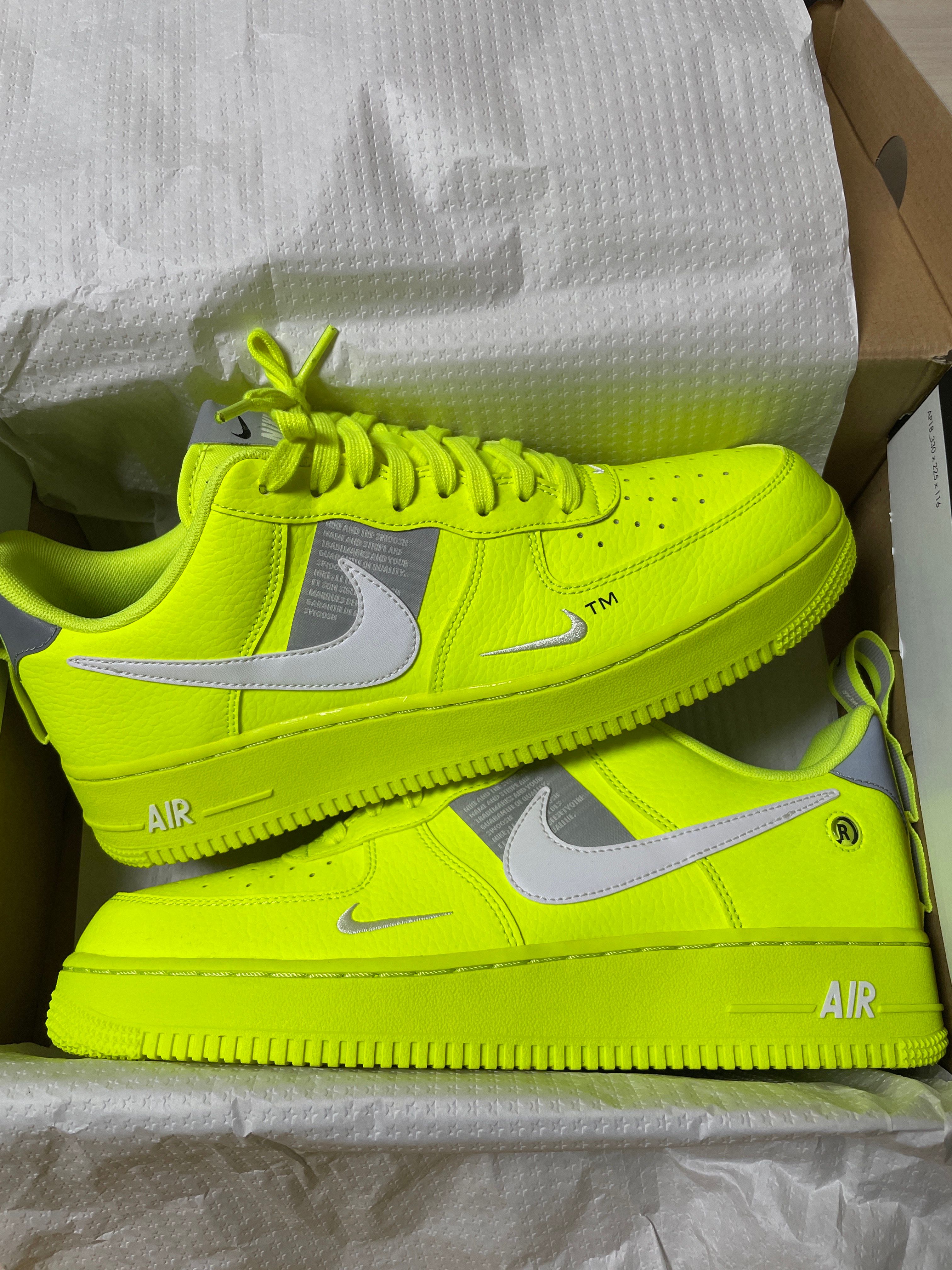 Nike Air Force 1 Low Utility "Volt/White/Black/Wolf Grey"