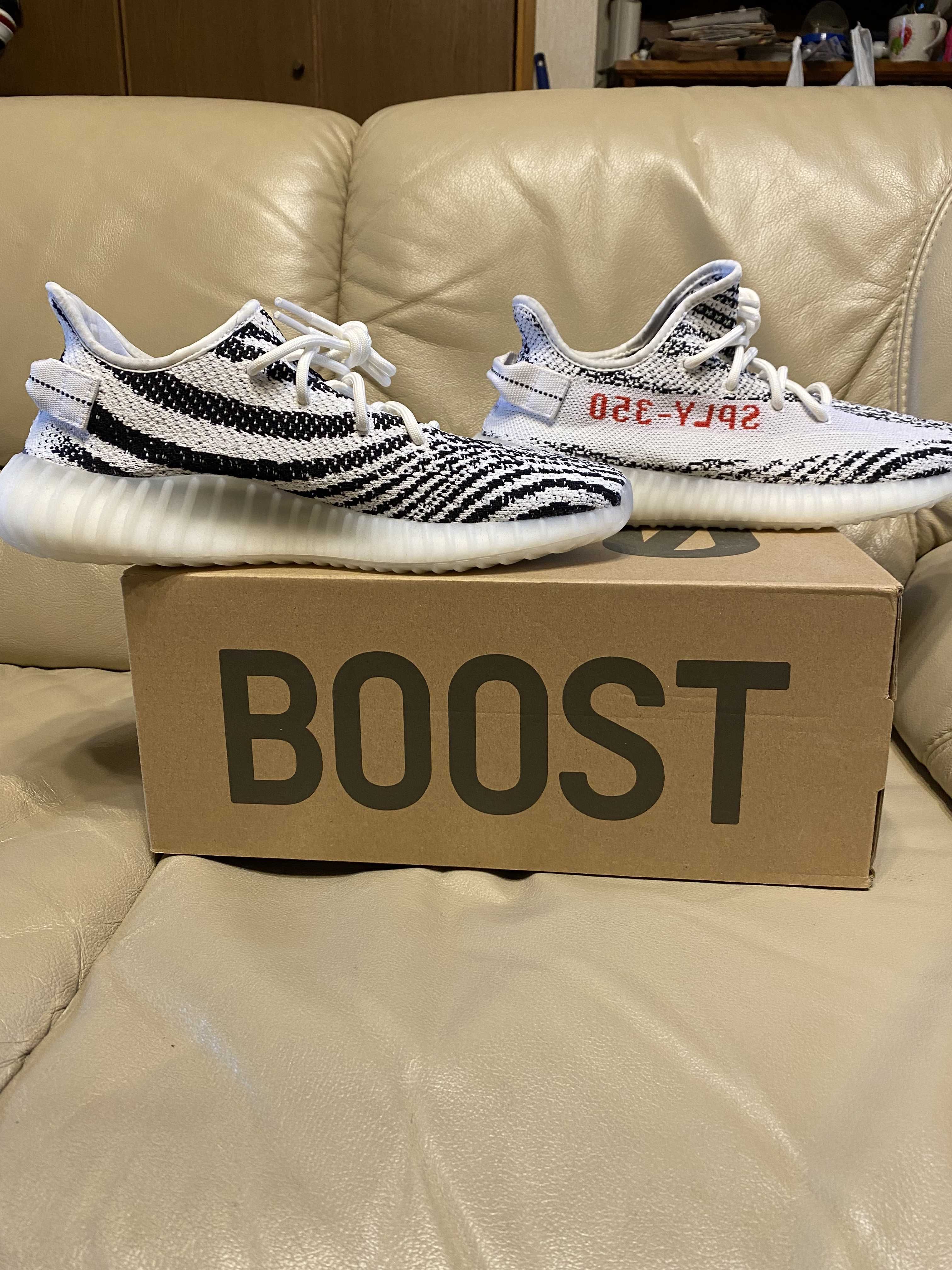 adidas YEEZY Boost 350 V2 "Zebra"