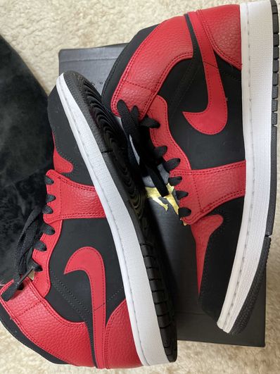 Nike Air Jordan 1 Mid "Reverse Bred"