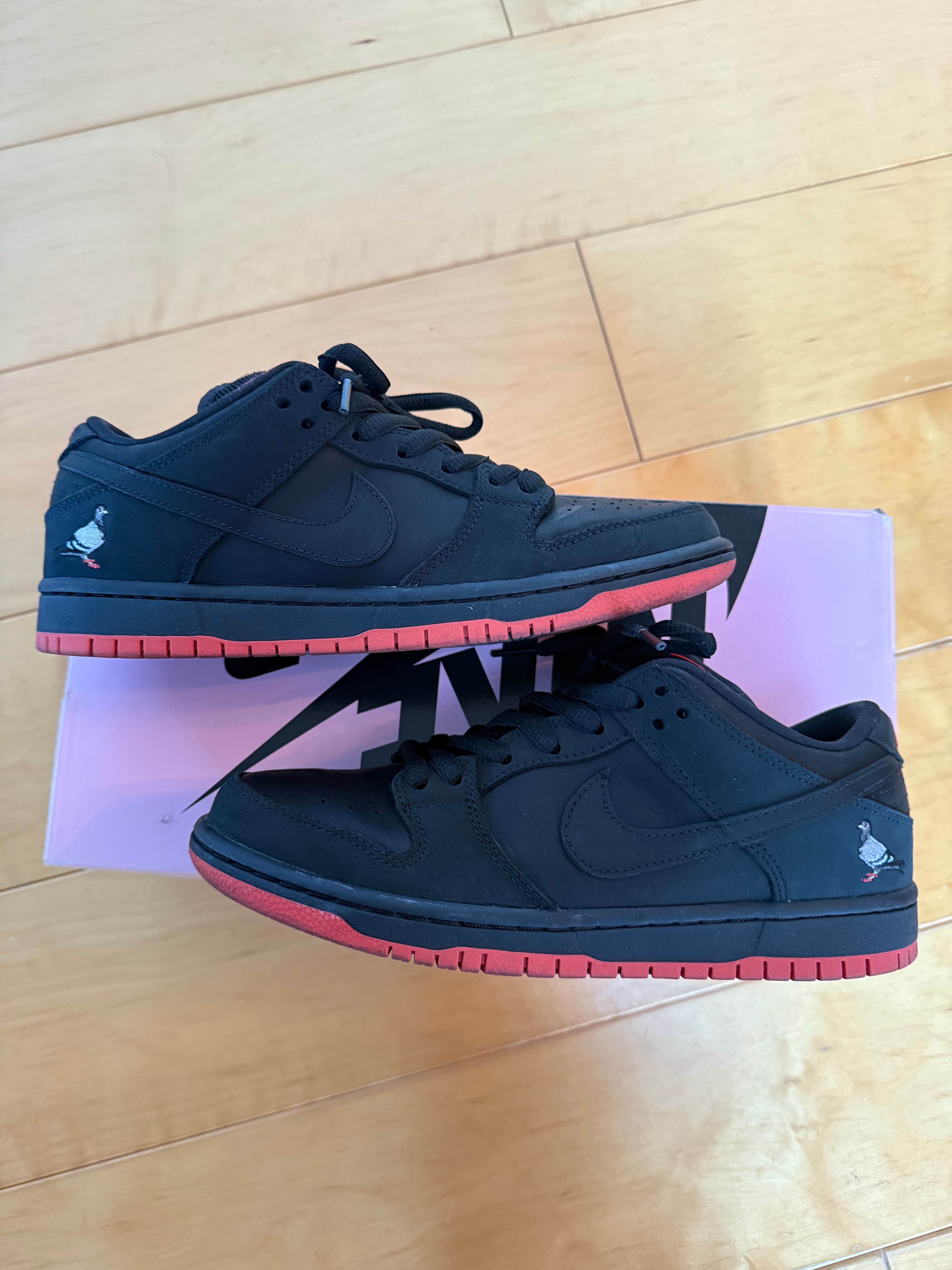 Nike SB Dunk Low TRD QS "Black Pigeon"