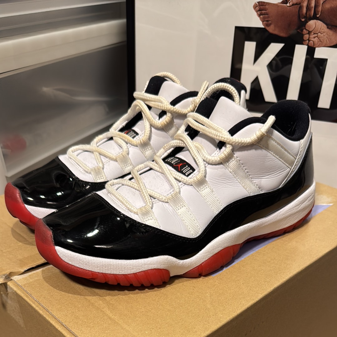 Nike Air Jordan 11 Low "Gym Red"