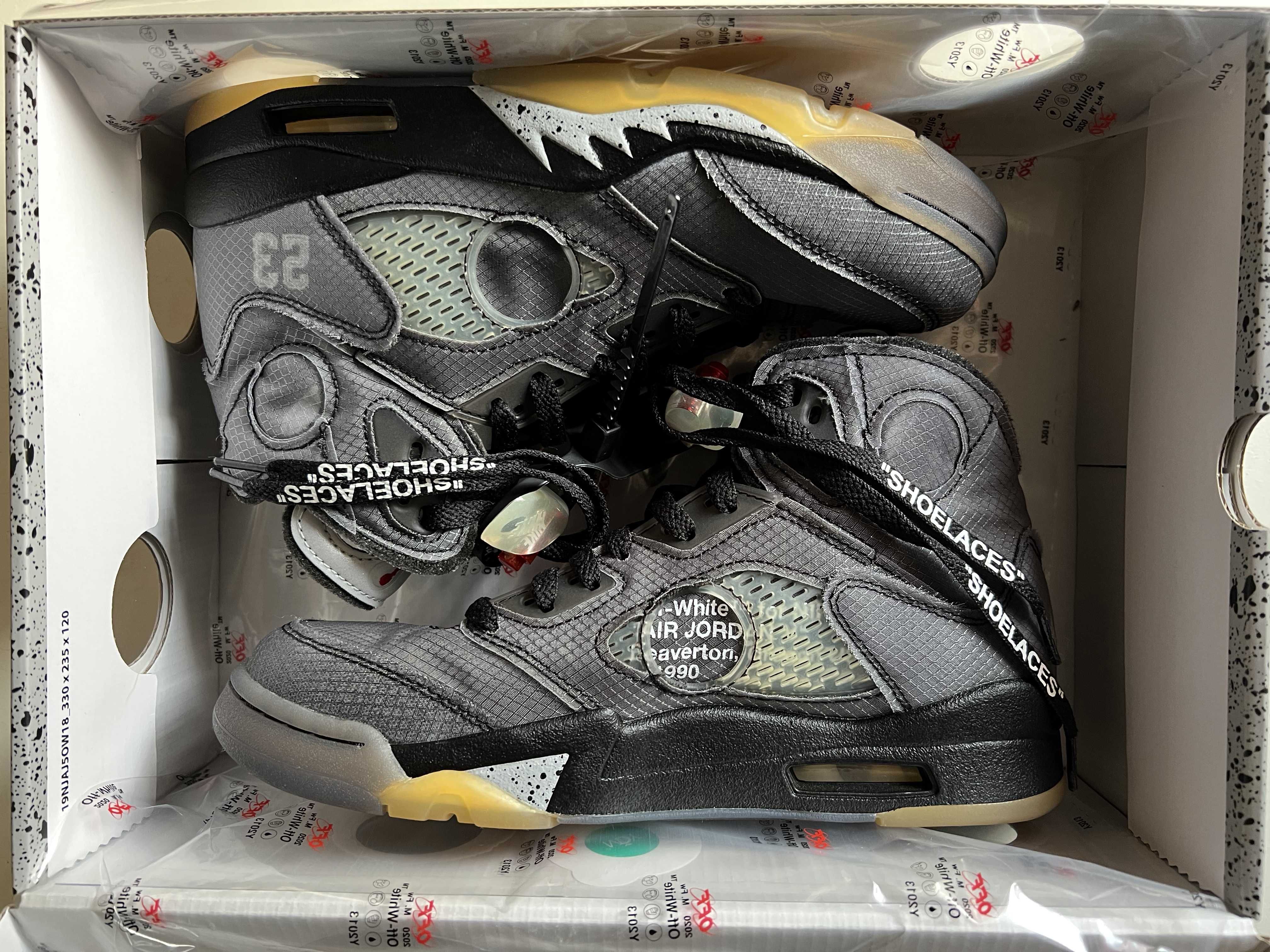 Off-White × Nike Air Jordan 5 "Black/Muslin/Fire Red"