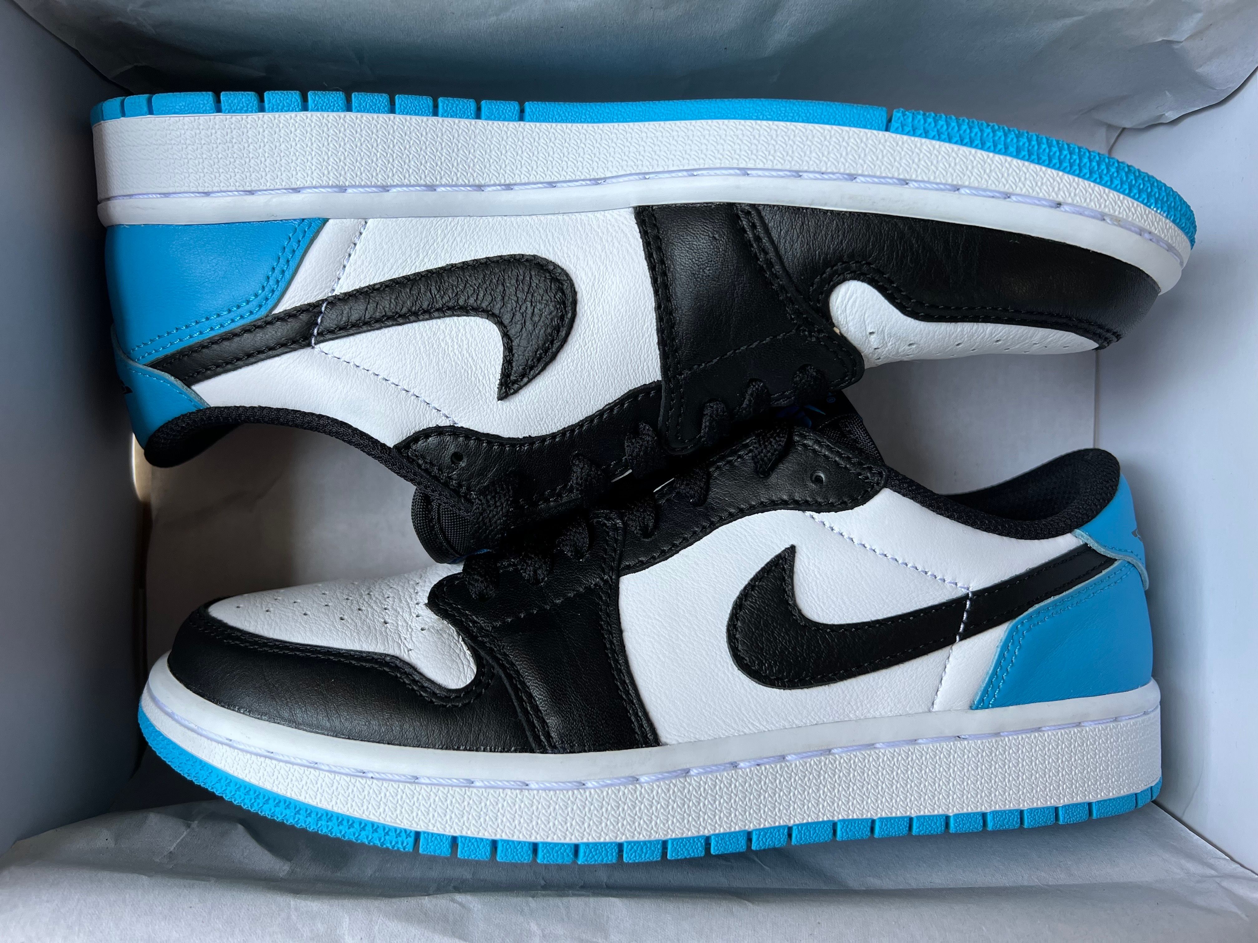 Nike Women's Air Jordan 1 Low OG "Black and Dark Powder Blue/UNC"