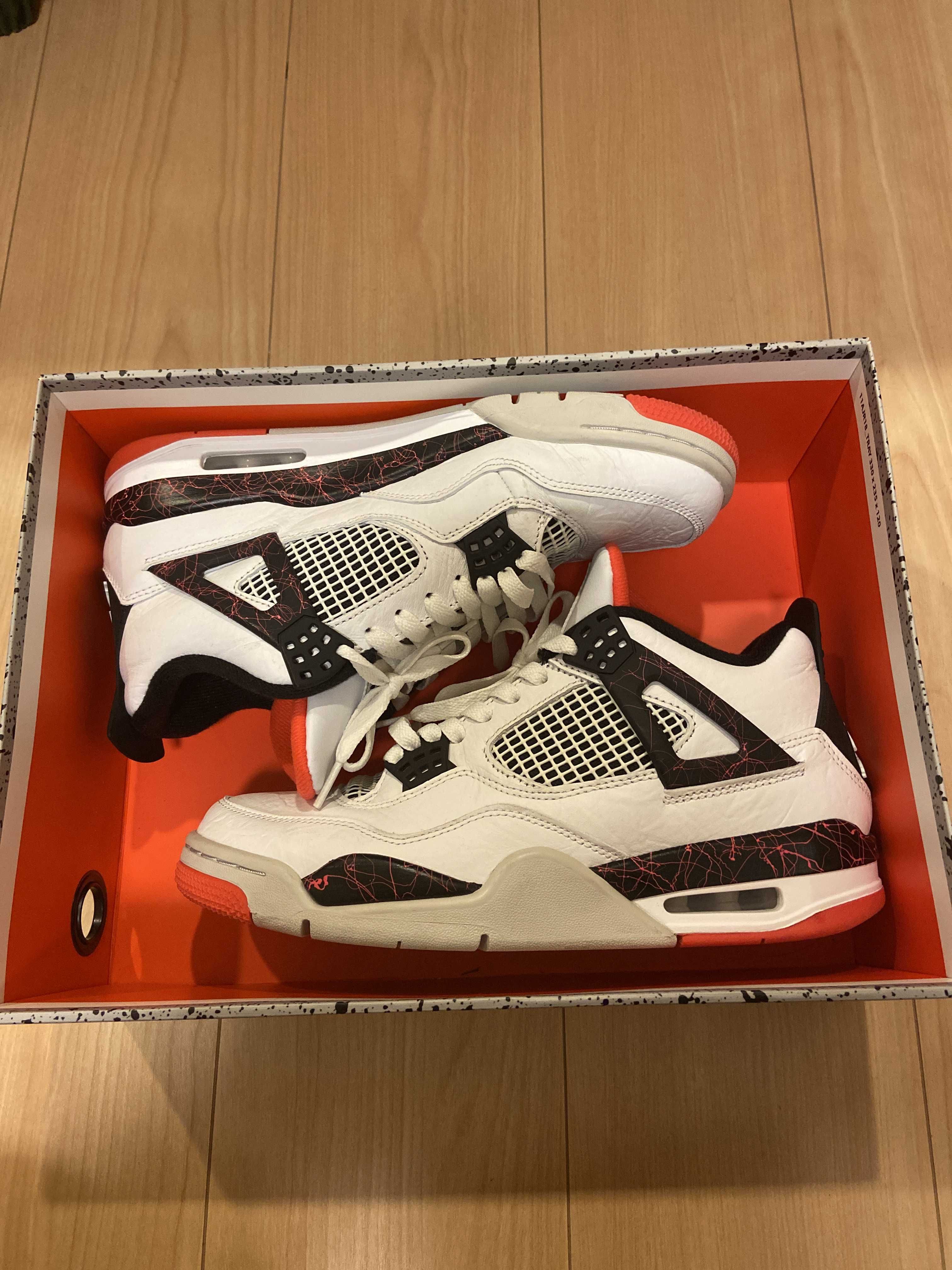 Nike Air Jordan 4 Retro "Flight Nostalgia"