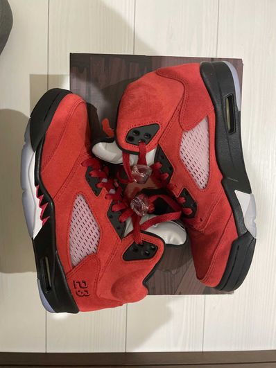 Nike Air Jordan 5 "Toro Bravo"