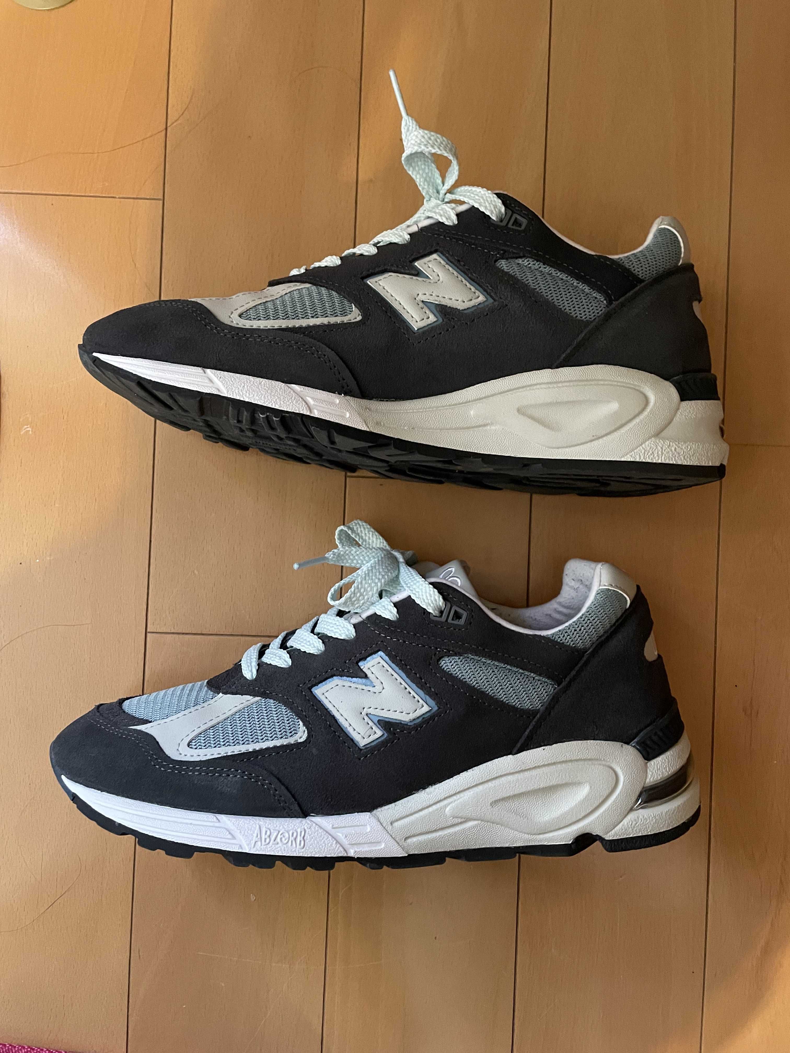 KITH Ronnie Fieg × New Balance 990V2 "Steel Blue"