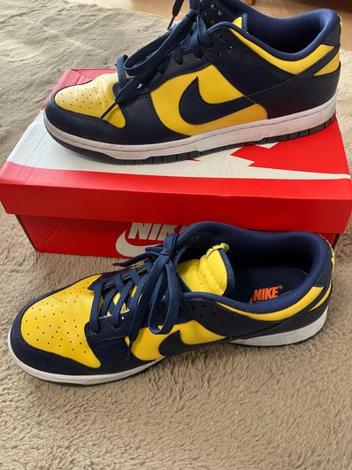 Nike Dunk Low "Michigan"