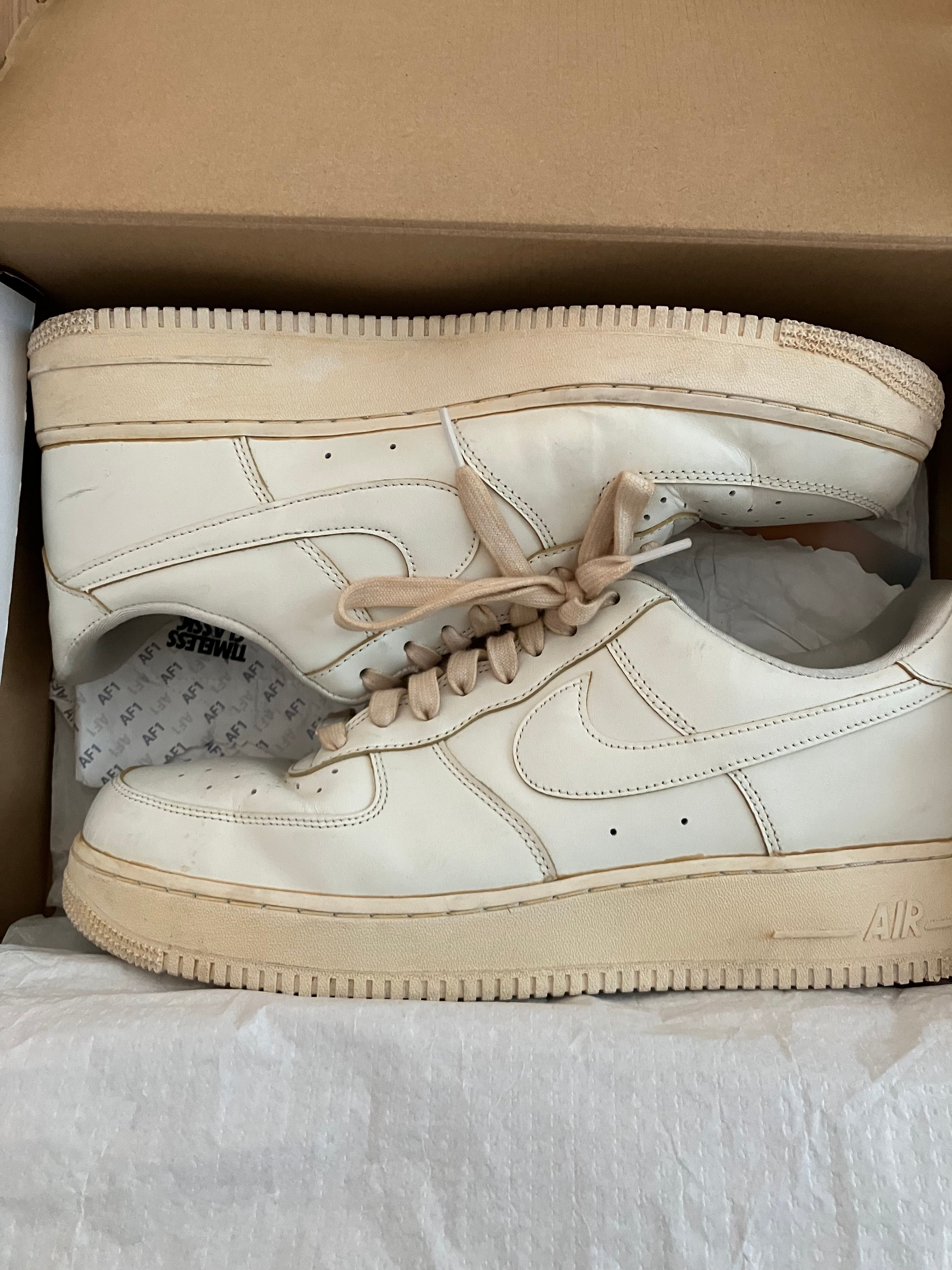 Nike Air Force 1 Low '07 LV8 "Made You Look"