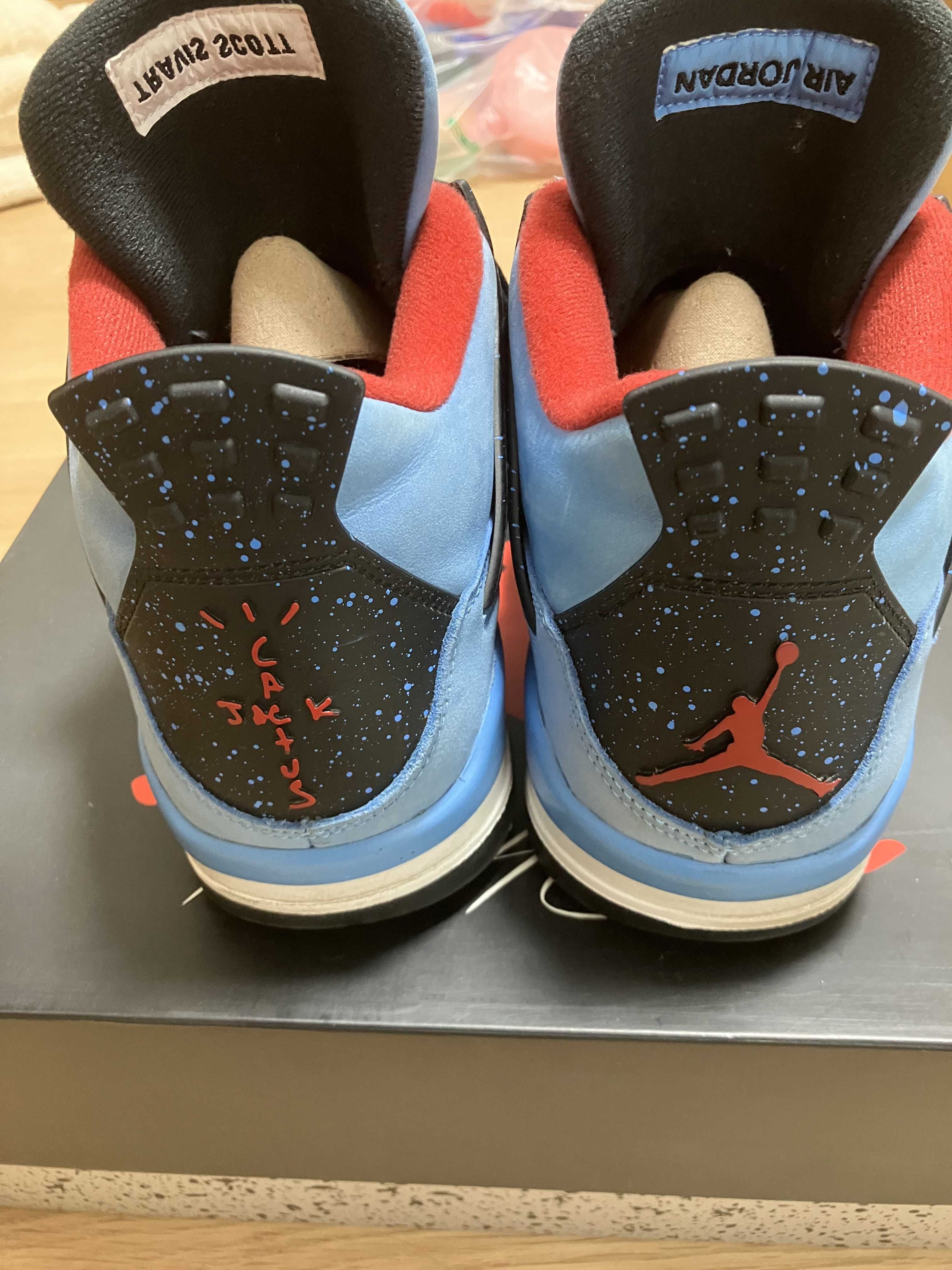 Travis Scott × Nike Air Jordan 4 Retro Cactus Jack "University Blue"