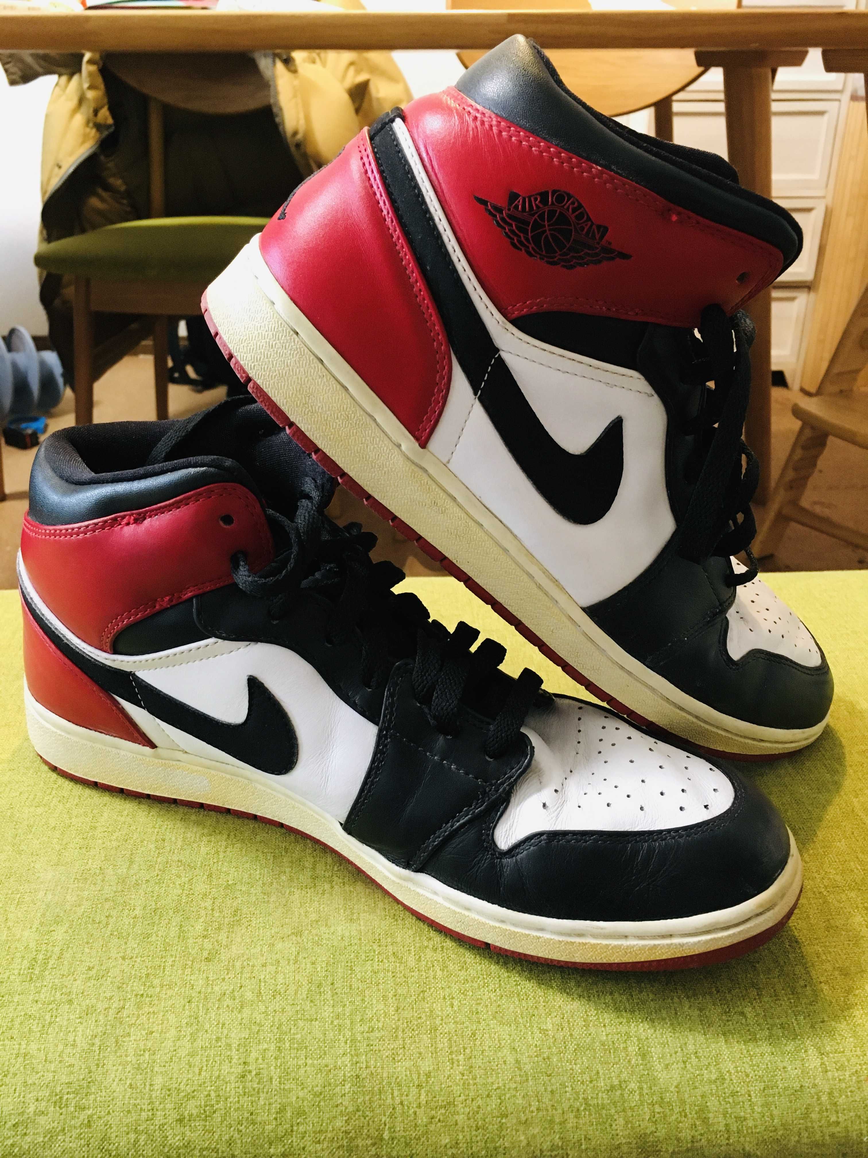 Nike Air Jordan 1 Retro High OG "Black Toe"(2016)