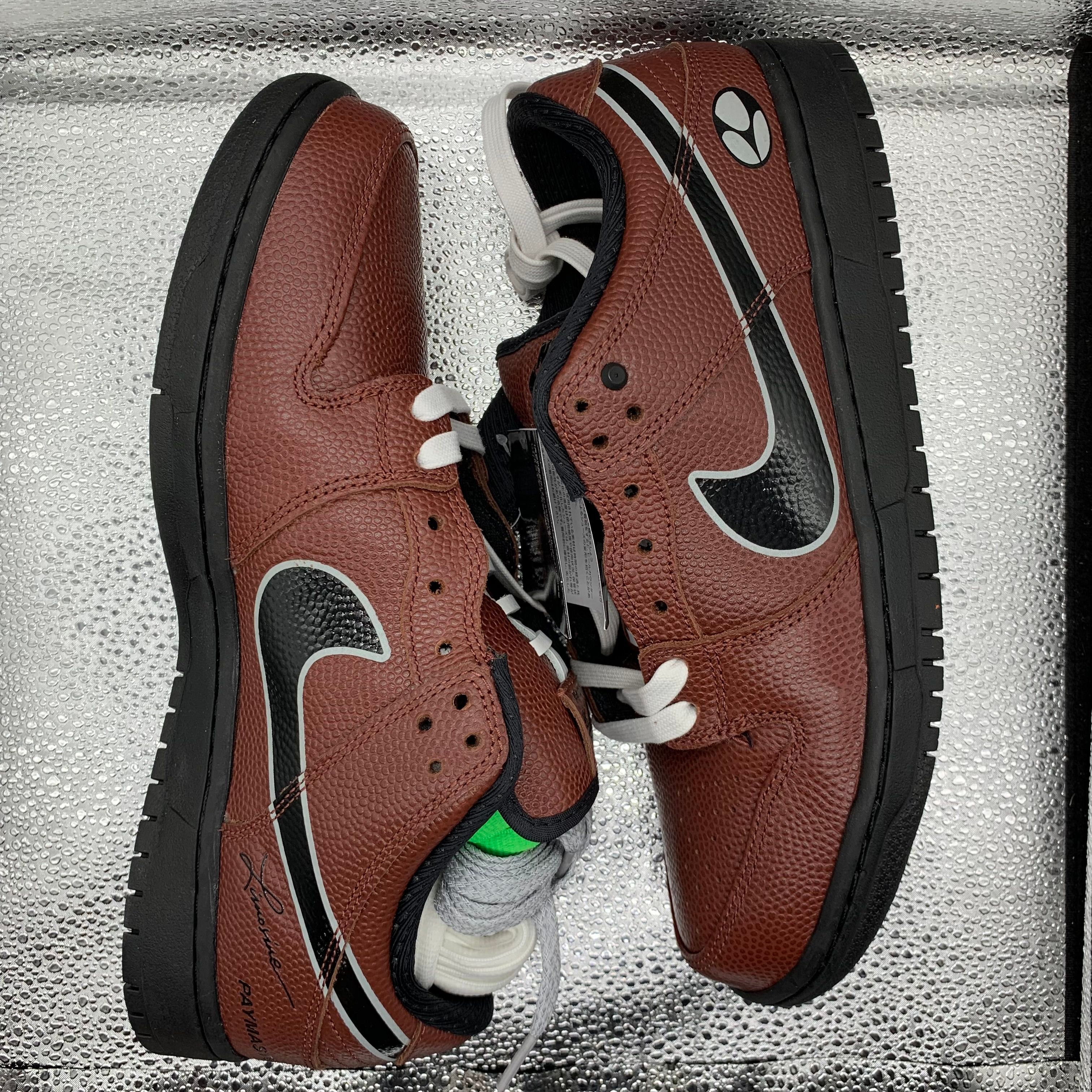 Limosine Skateboards × Nike SB Dunk Low Pro "Brown/Black"