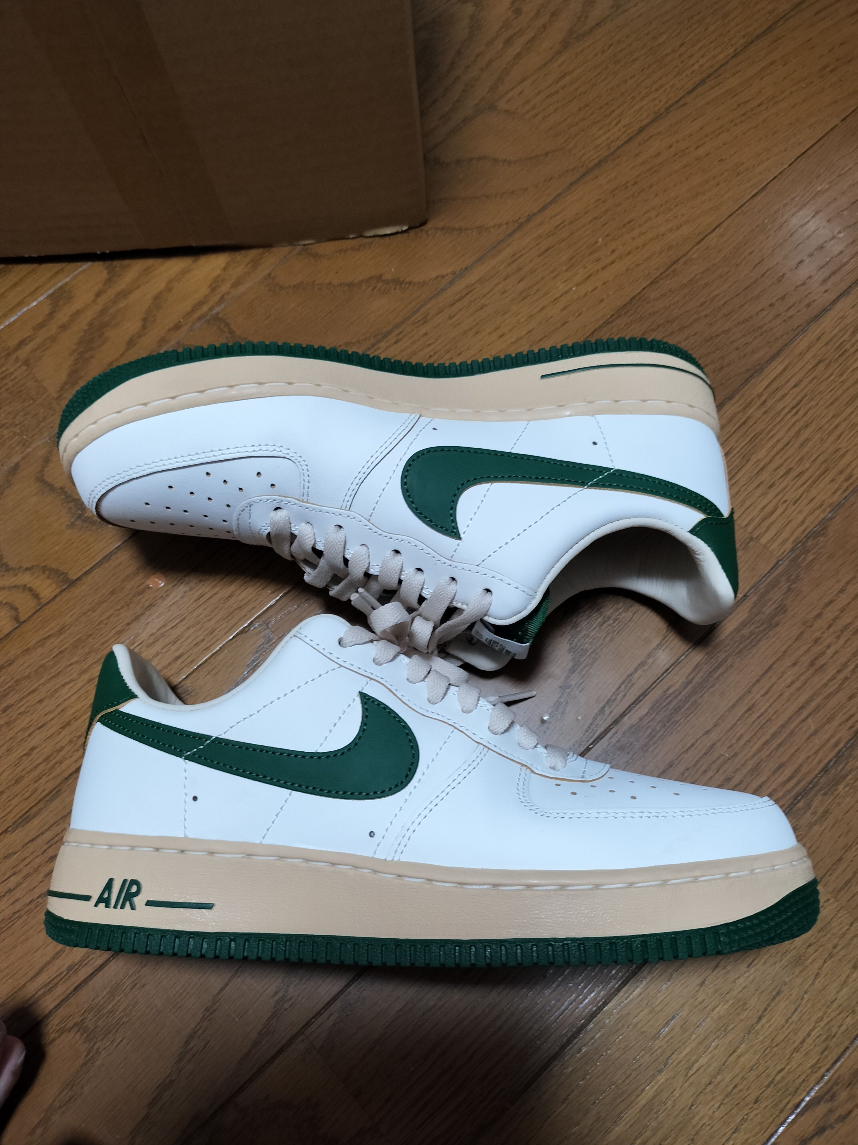 Nike Women's Air Force 1 Low "Green and Muslin"