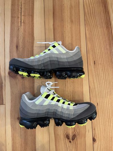 Nike Air Vapormax 95 "Neon"