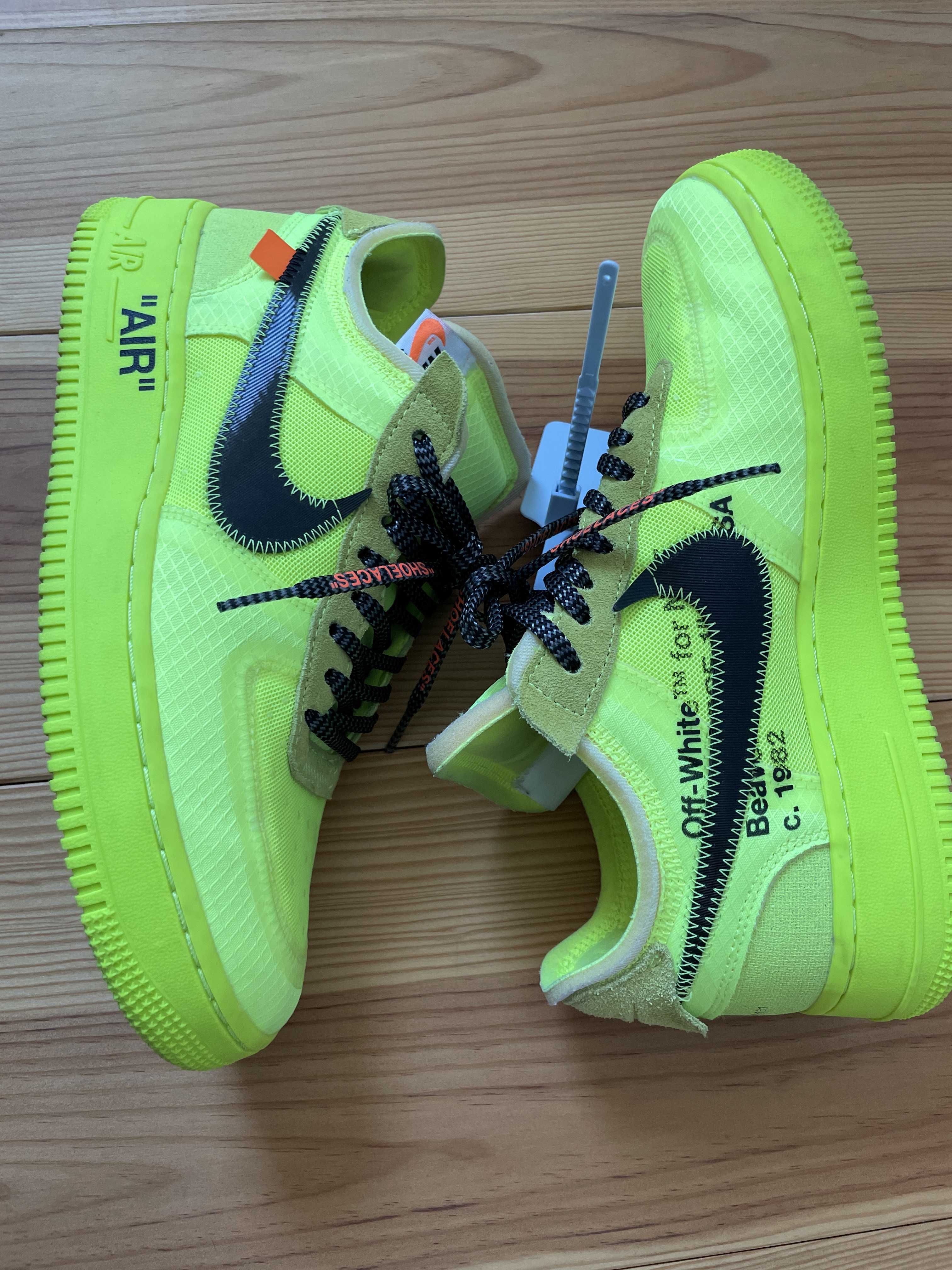 Off-White × Nike Air Force 1 Low "Volt"