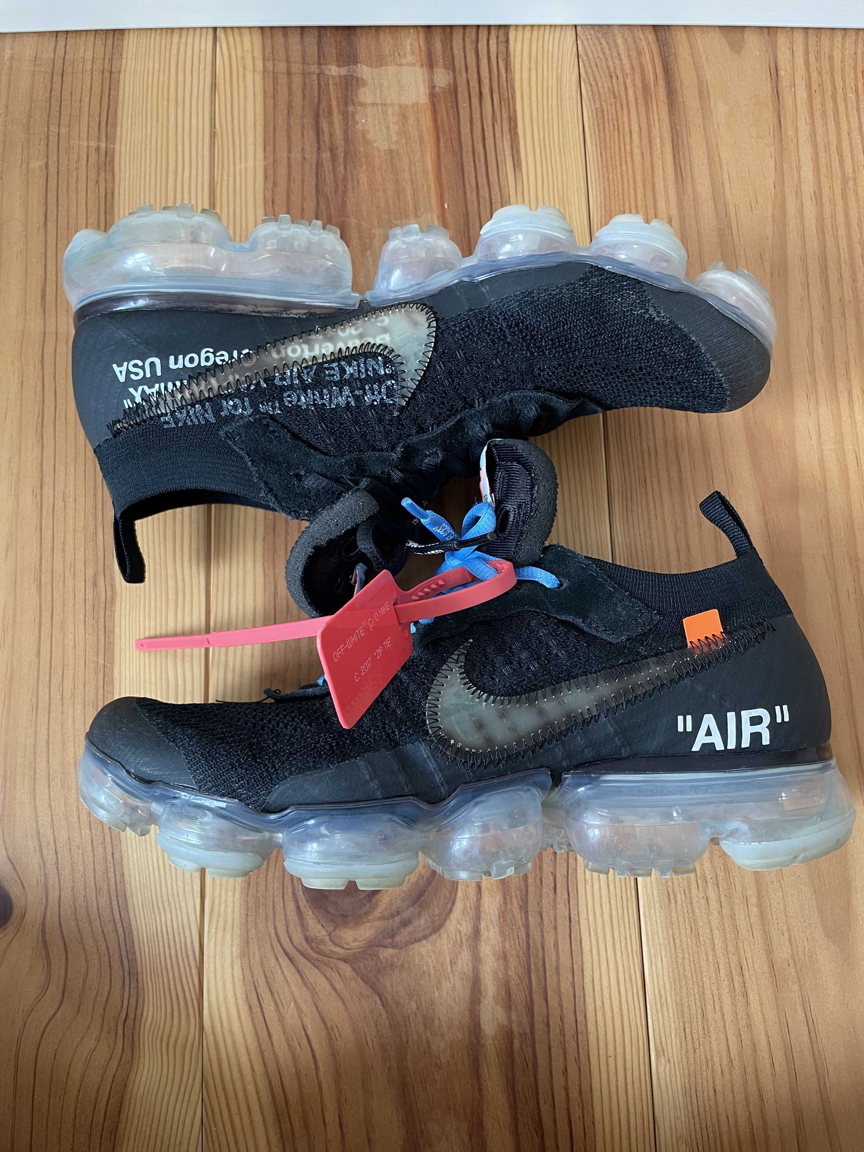 Off-White × Nike Air Vapormax "Black/Total Orange/Clear"