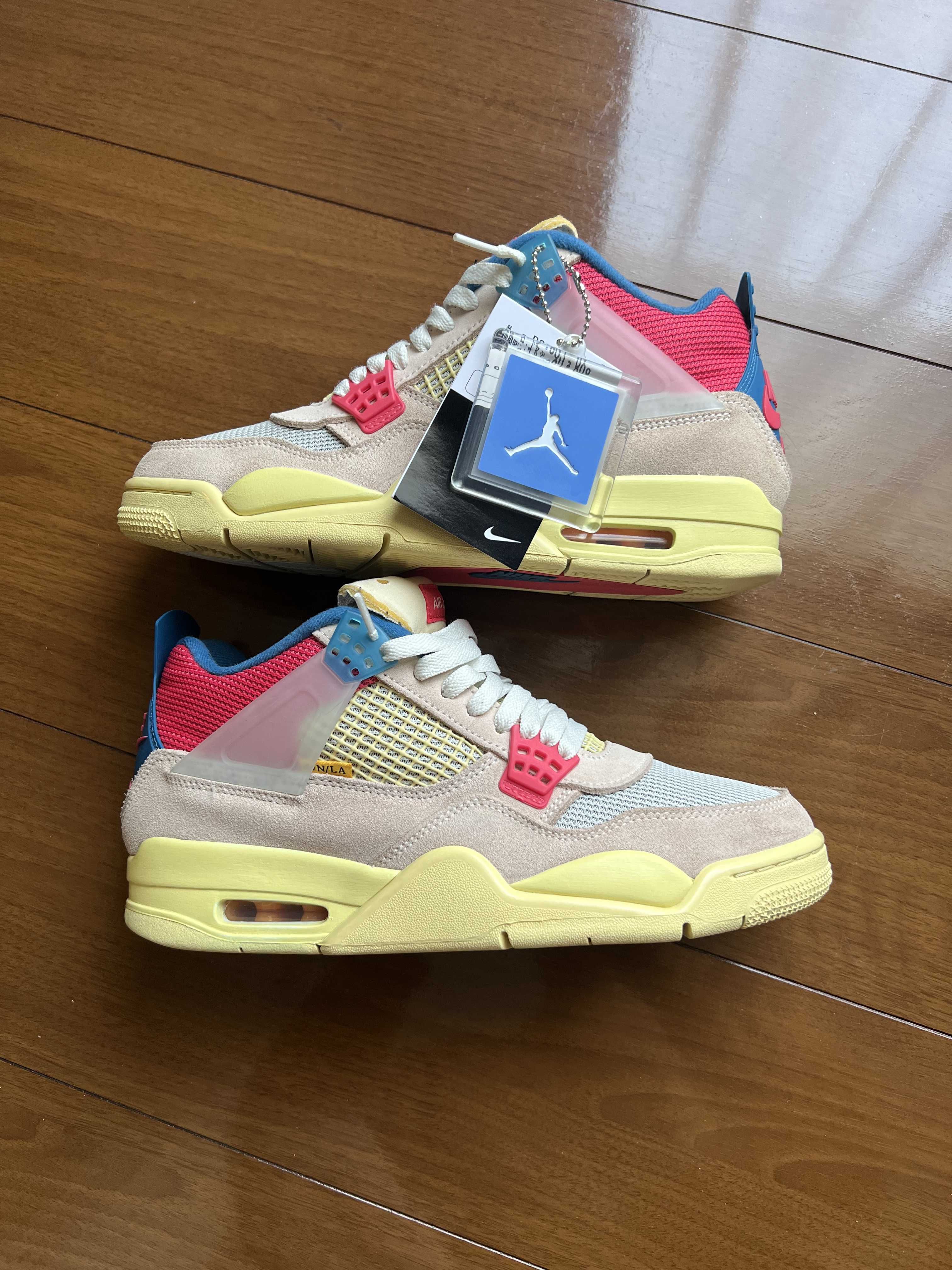 UNION × Nike Air Jordan 4 SP "Guava Ice/Light Fusion Red"