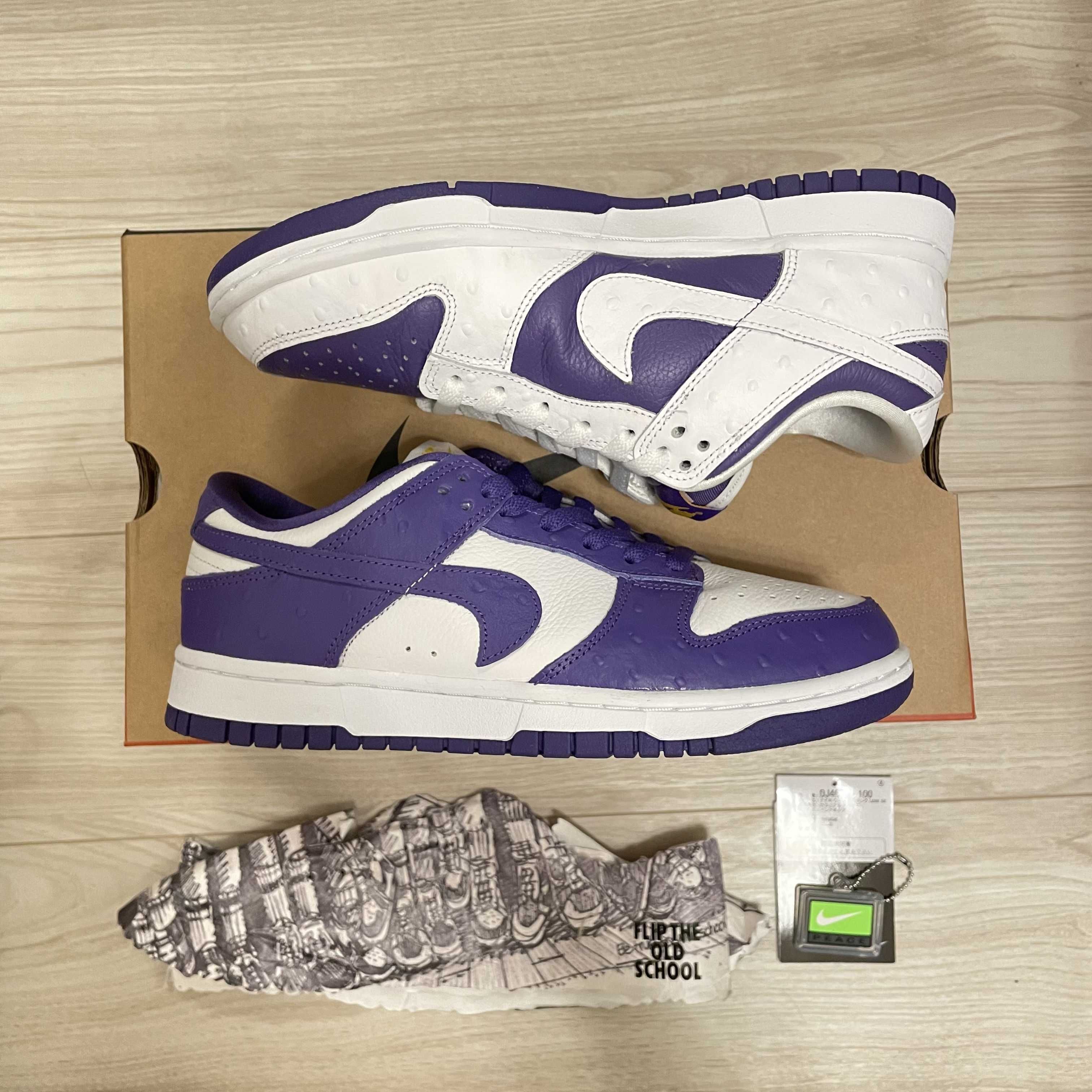 Nike Women's Dunk Low "Made You Look"