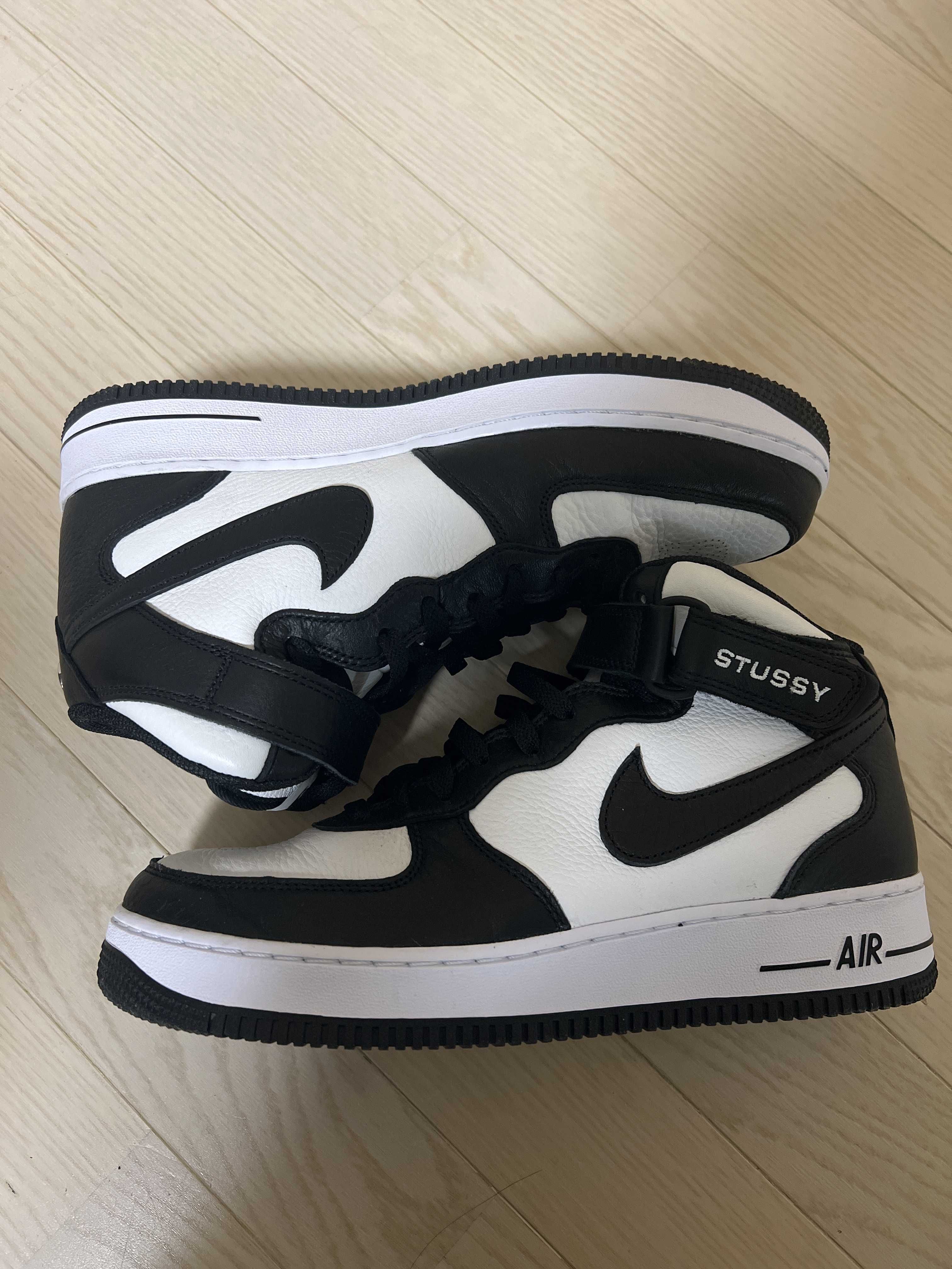 Stussy × Nike Air Force 1 Mid "Black and Light Bone"