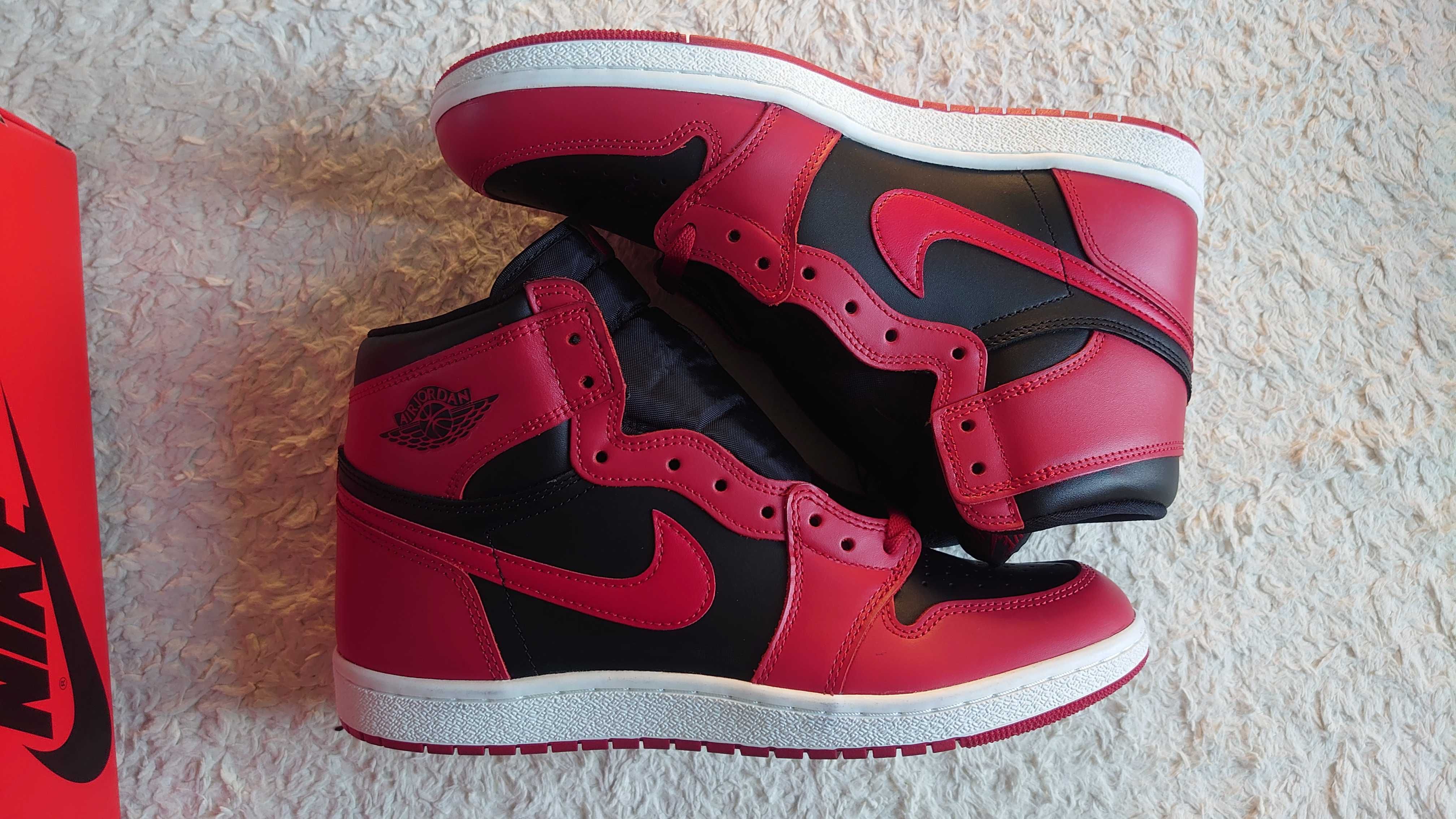 Nike Air Jordan 1 High ’85 "Varsity Red"