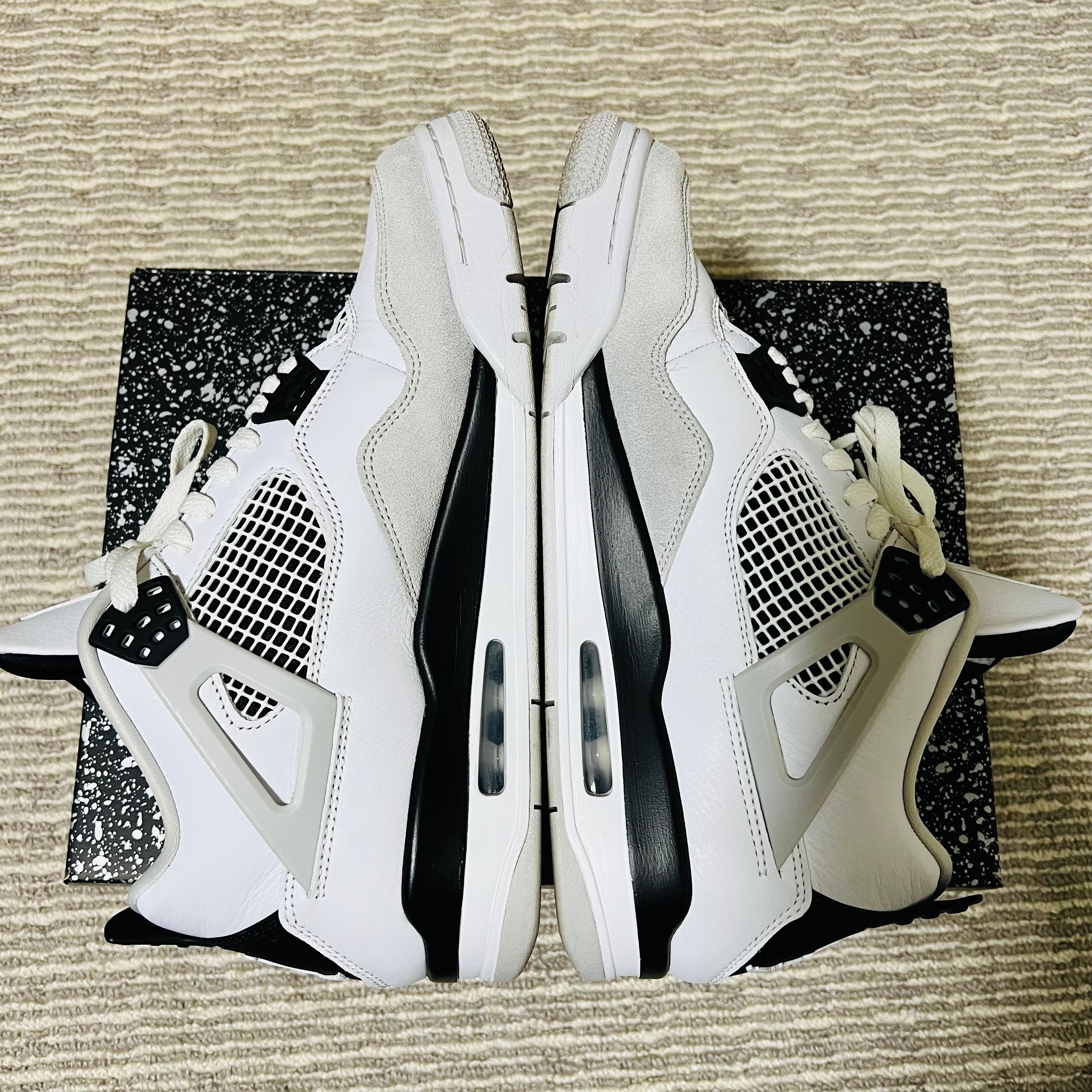 Nike Air Jordan 4 "Military Black"