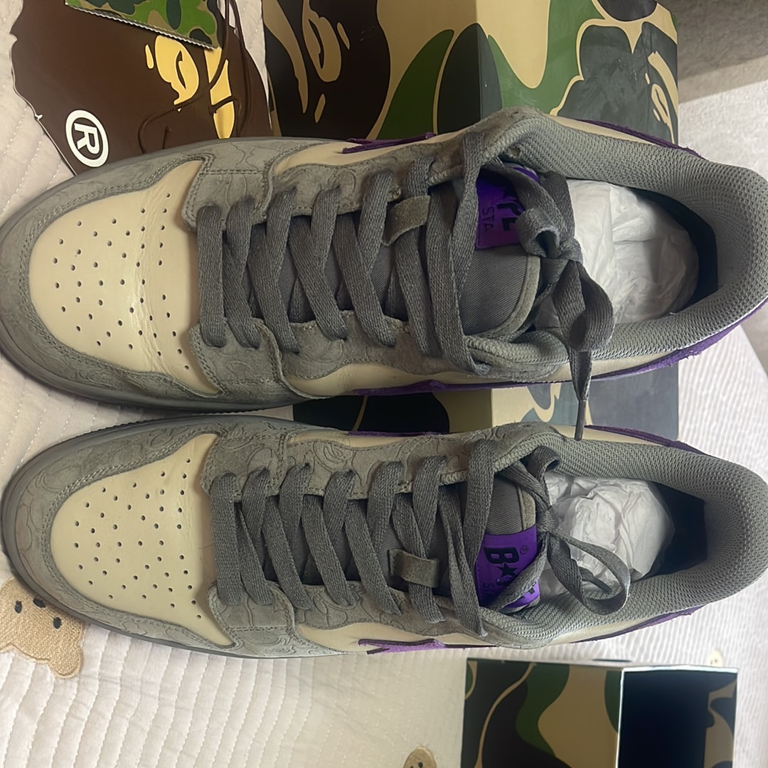 A BATHING APE®︎ COURT STA "Mist Gray/Loyal Purple"