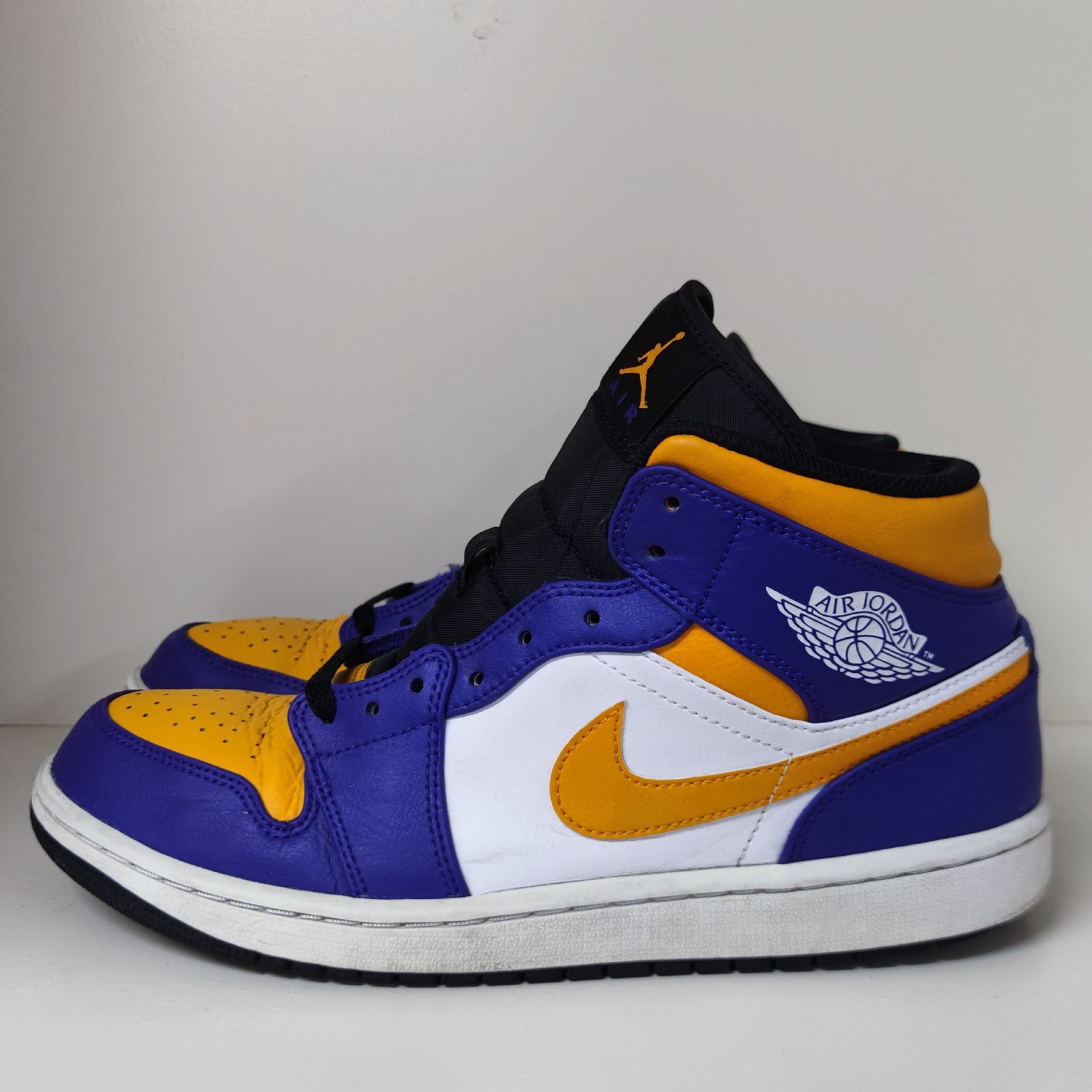 Nike Air Jordan 1 Mid 