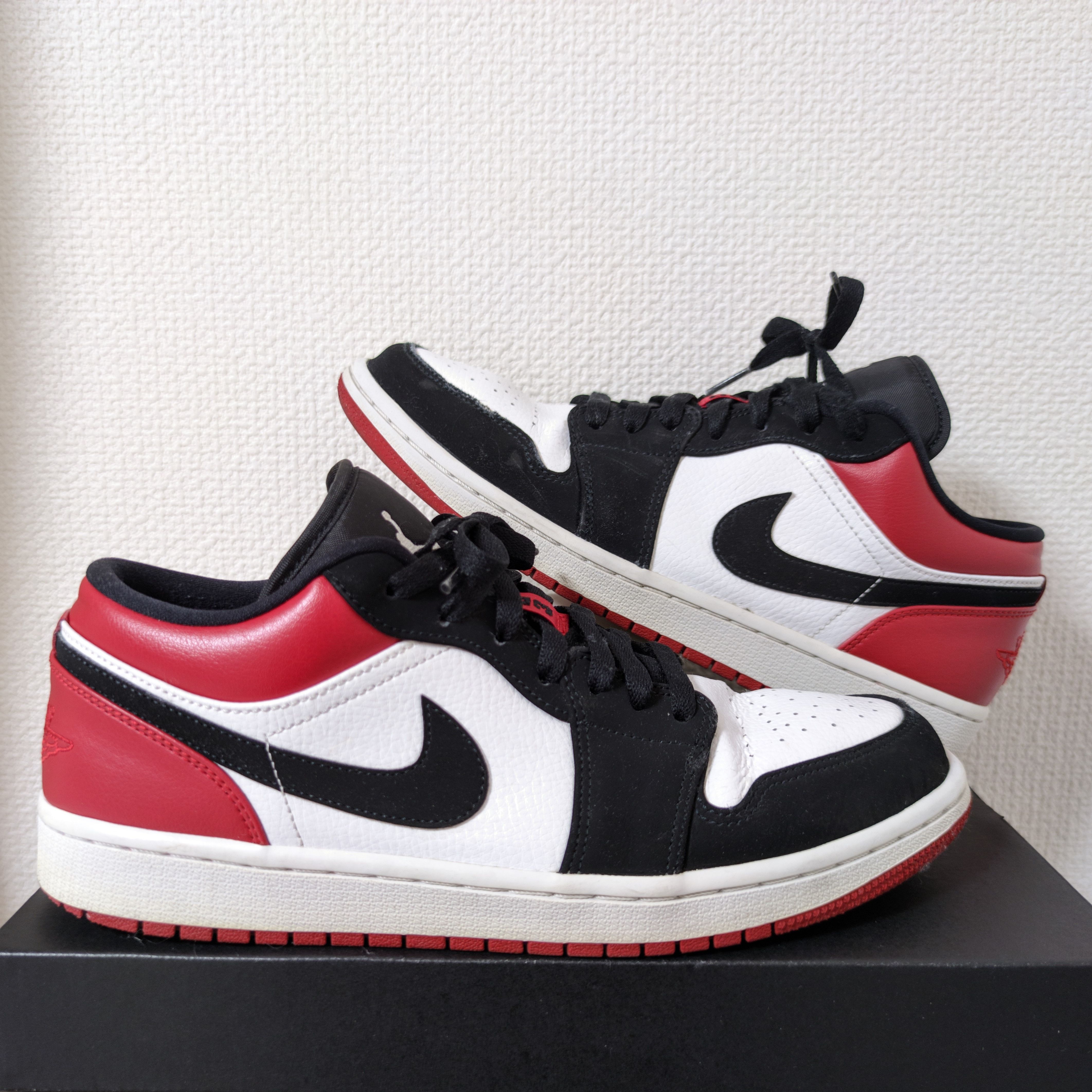 Nike Air Jordan 1 Low "Black Toe"