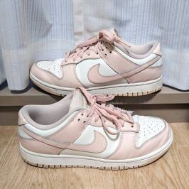 NIKE WMNS DUNK LOW