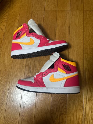 Nike Air Jordan 1 High OG "Light Fusion Red"