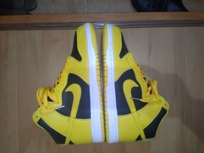 Nike Dunk High "Black/Varsity Maize"
