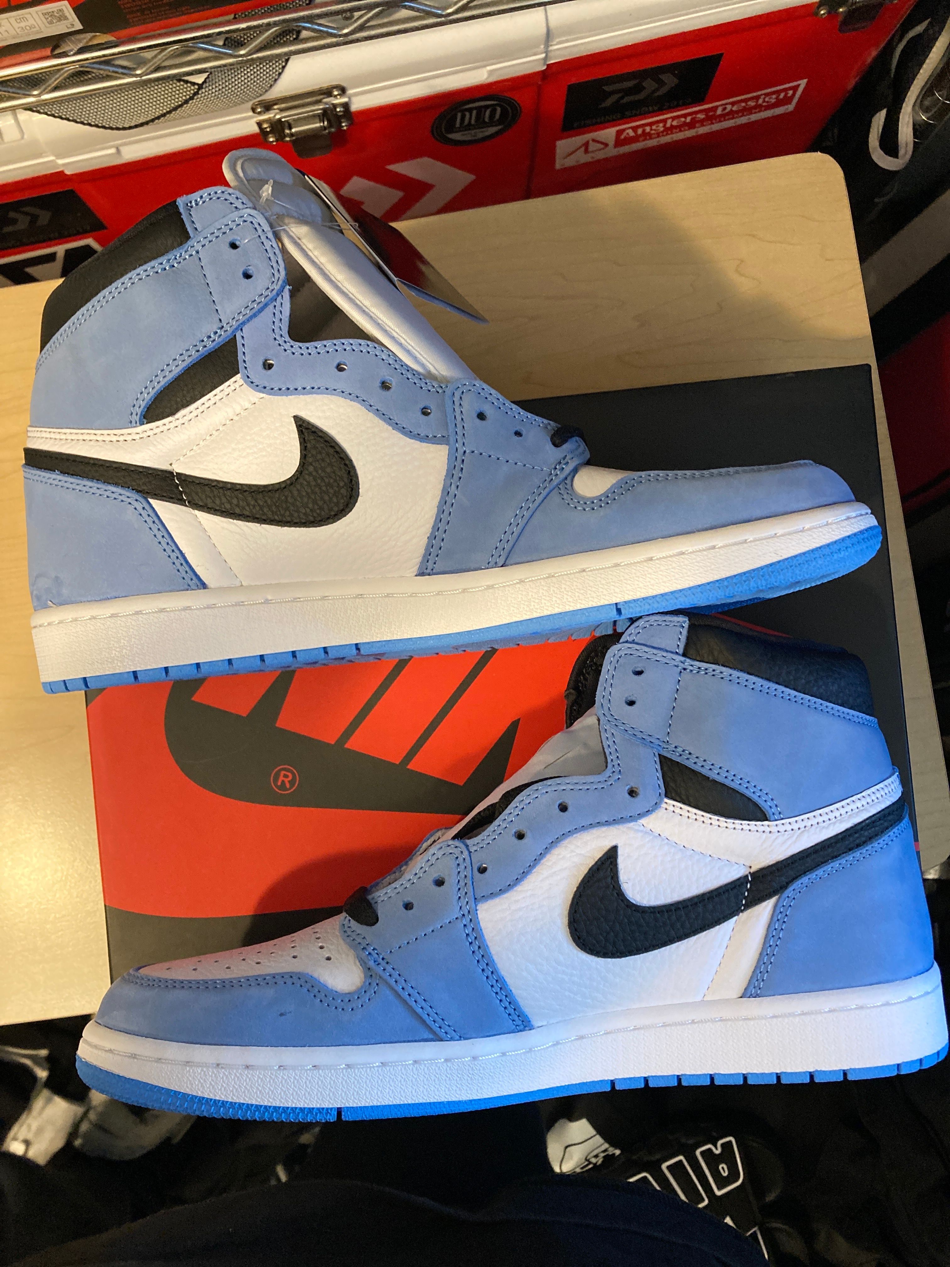 Nike Air Jordan 1 High OG "University Blue"
